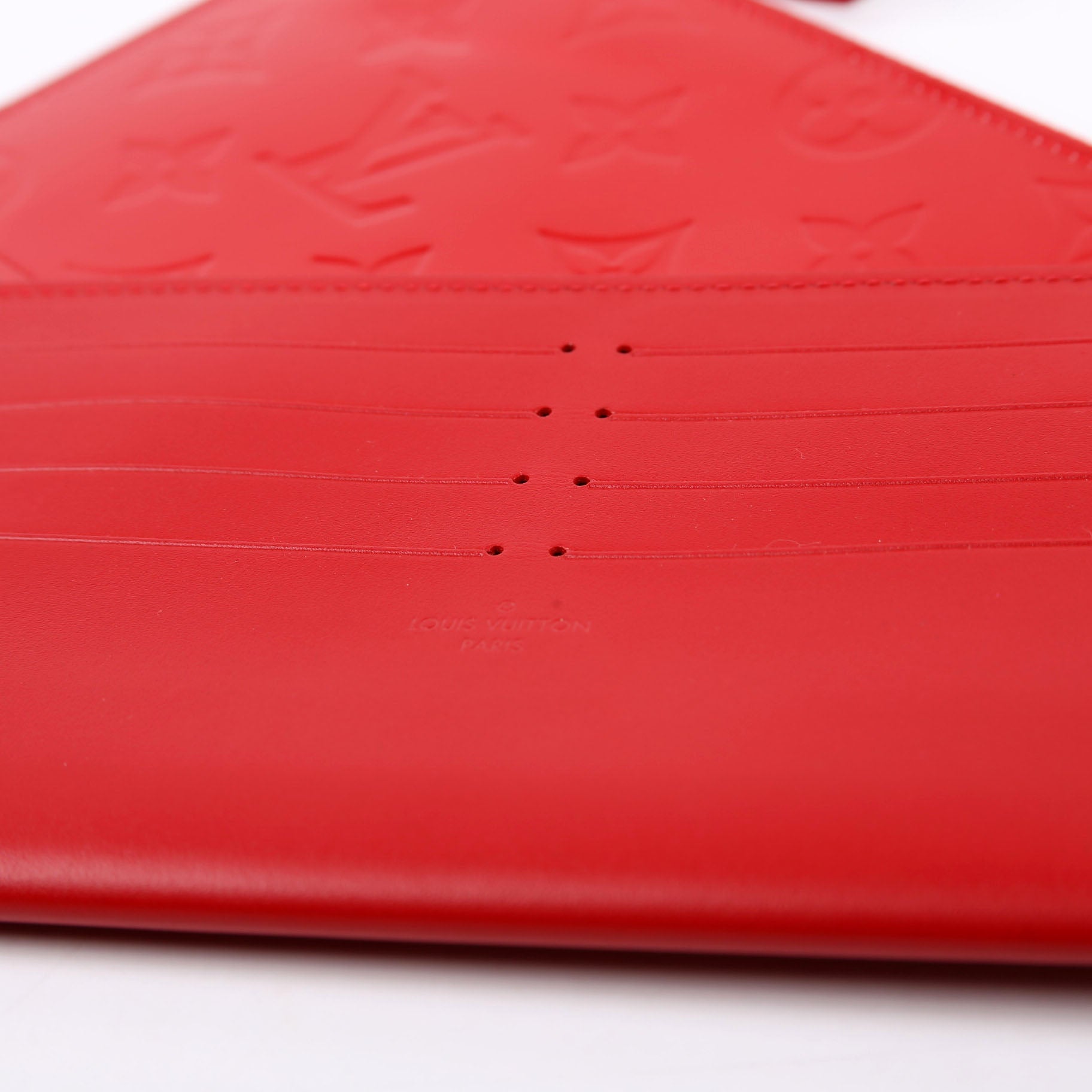 Pochette Felicie Vernis Red
