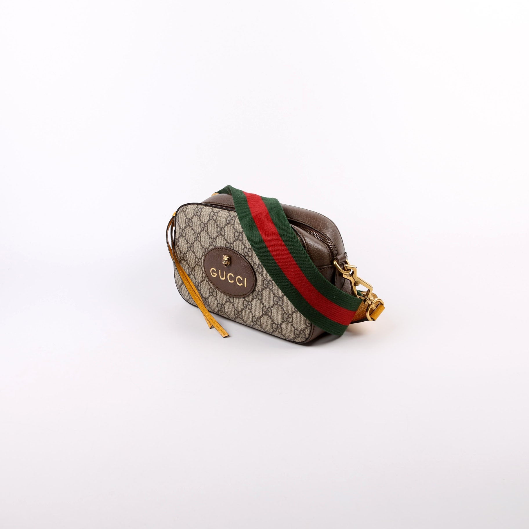 476466 GG Supreme Messenger Bag