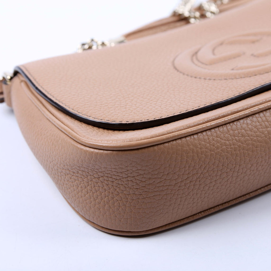 536224 Soho Chain Tassel Flap Beige