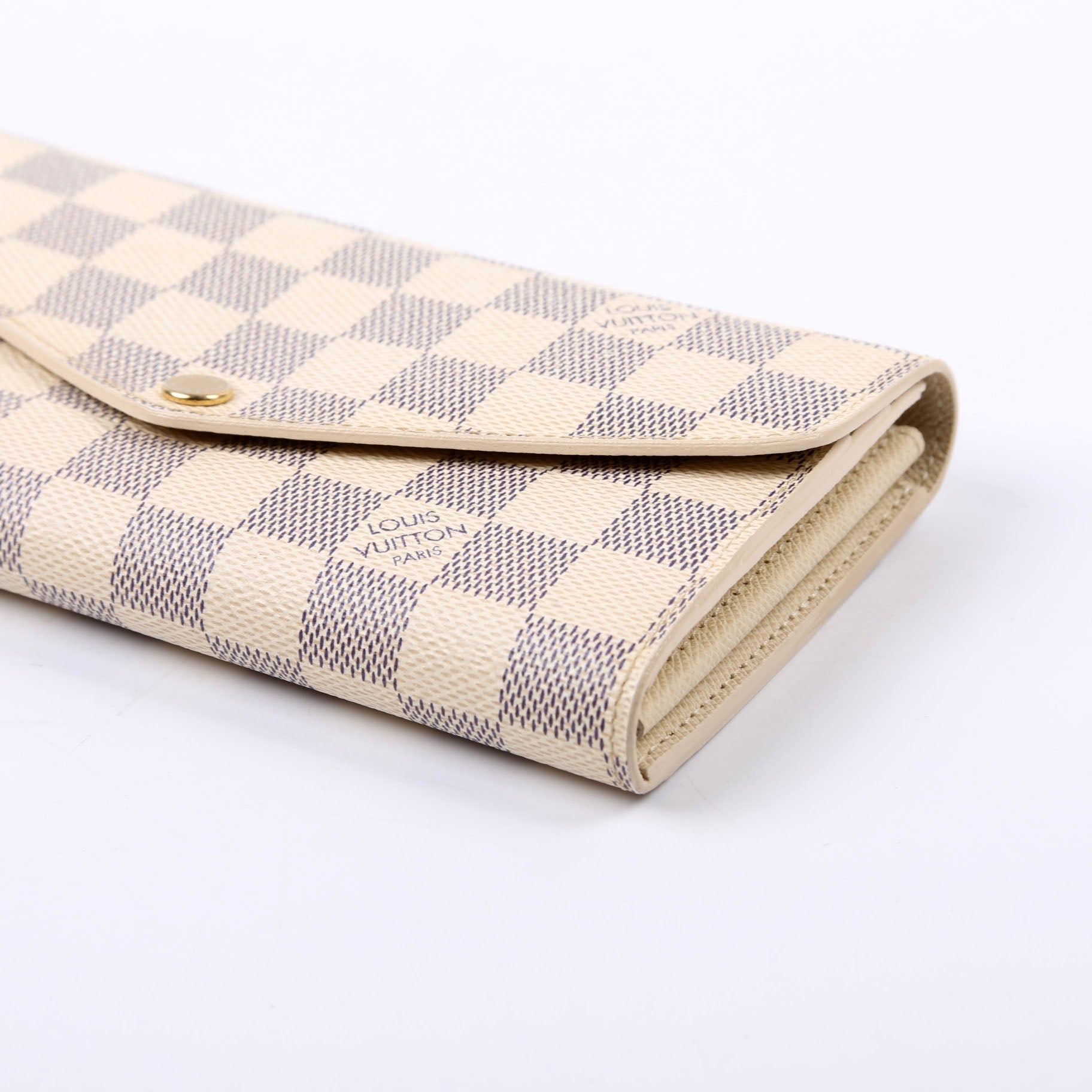 Sarah Wallet Azur Newer