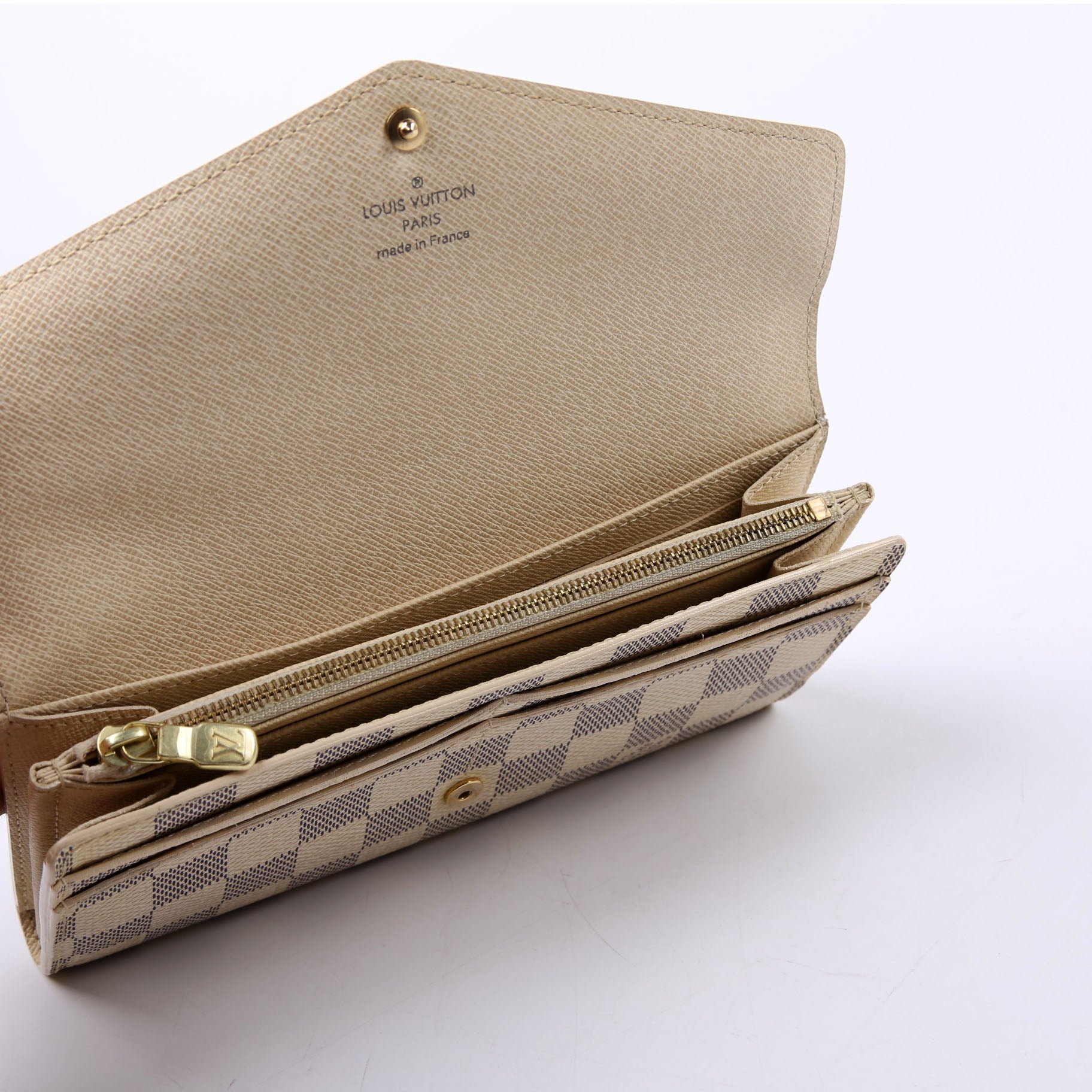 Sarah Wallet Azur Newer