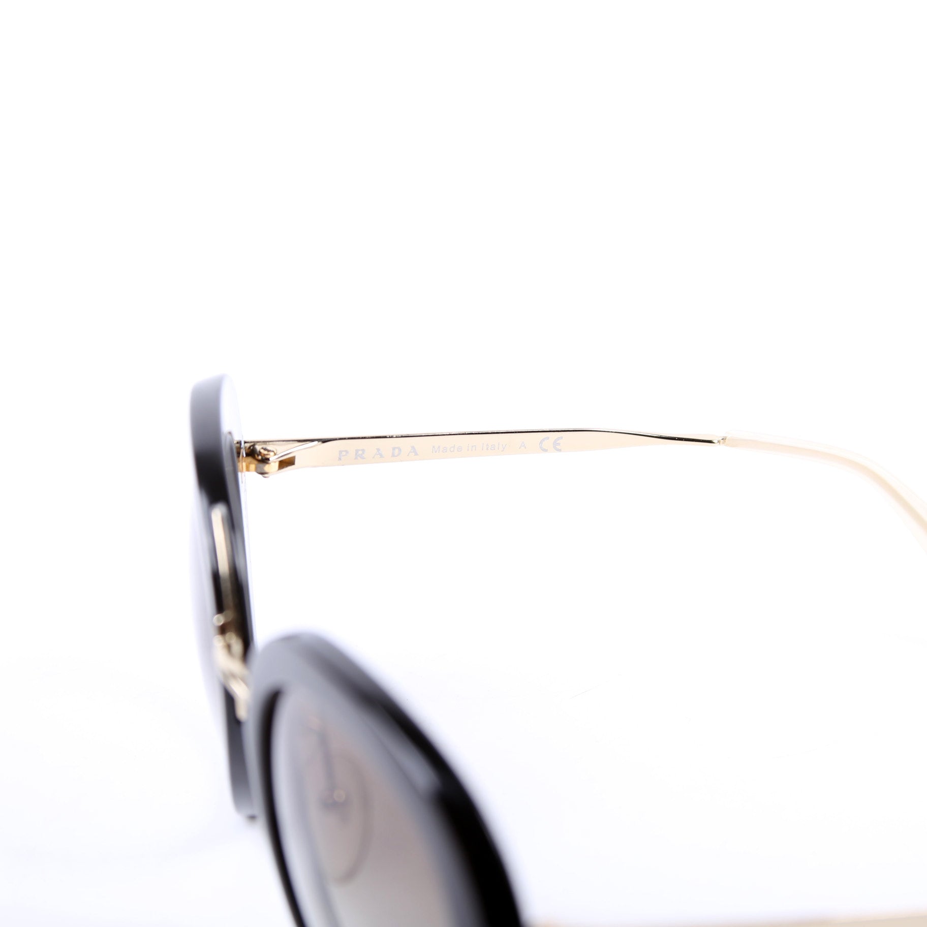 SPR16Q Round Sunglasses Black