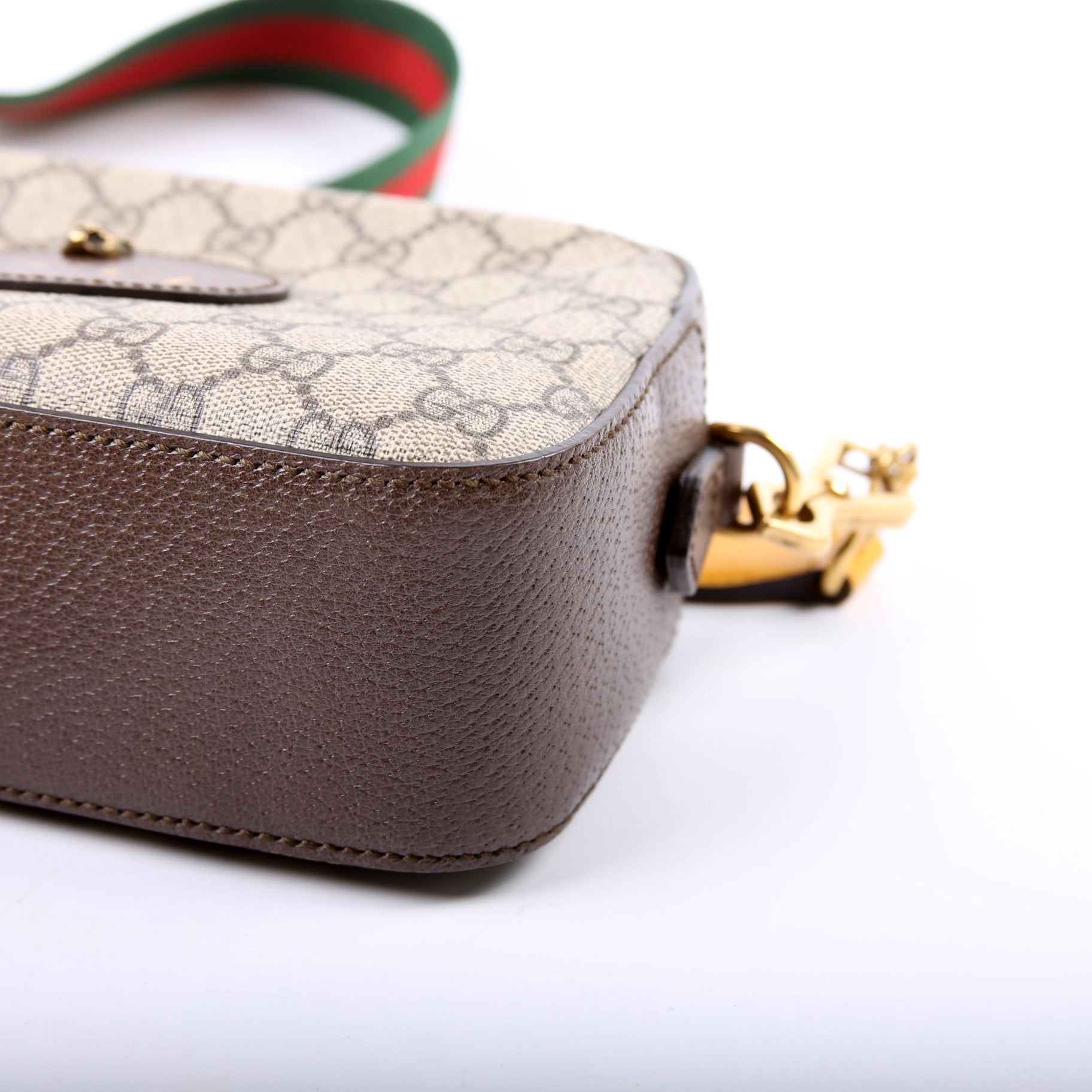 Gucci 476466 GG Supreme Messenger Bag Brown