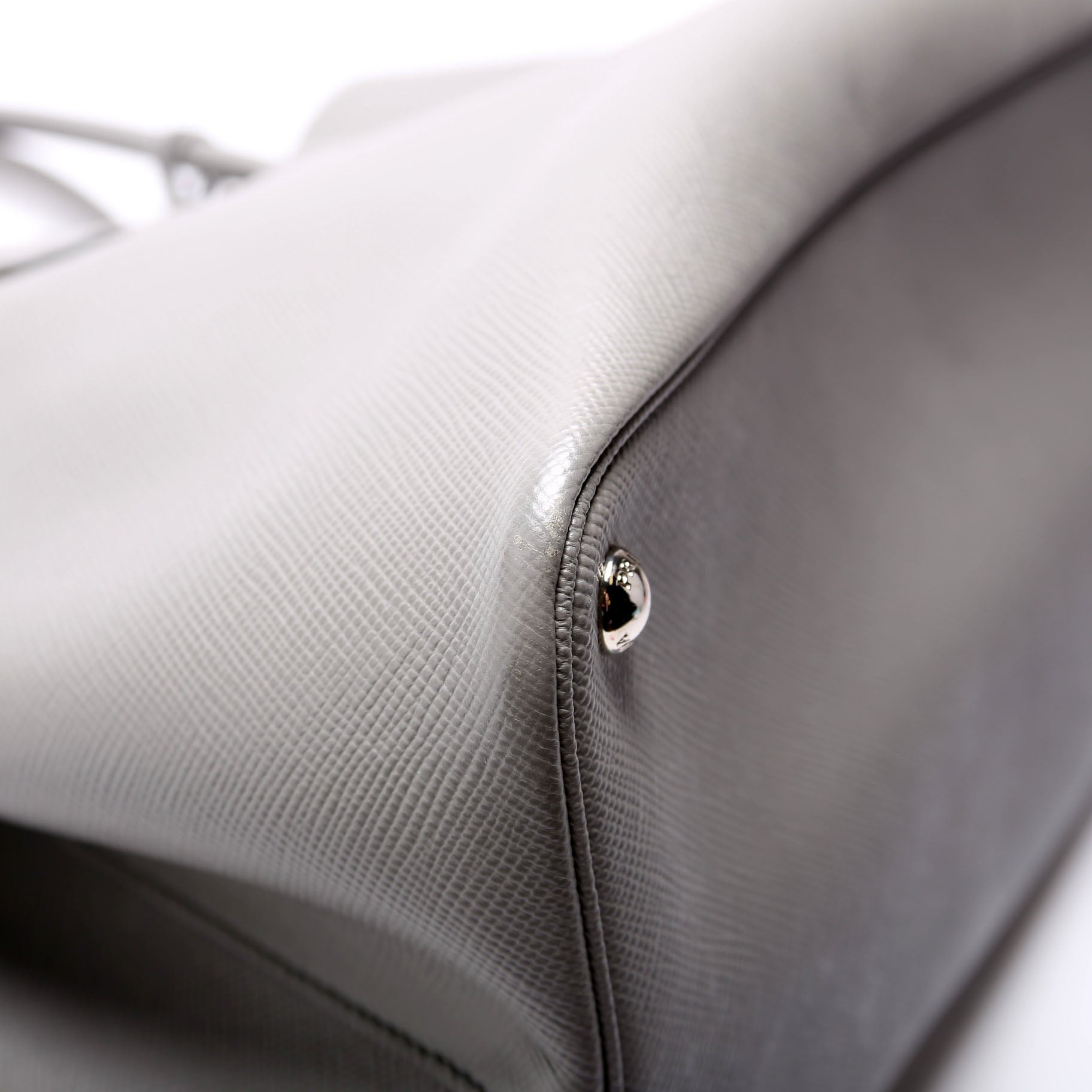 Saffiano Cuir Double Large Grey
