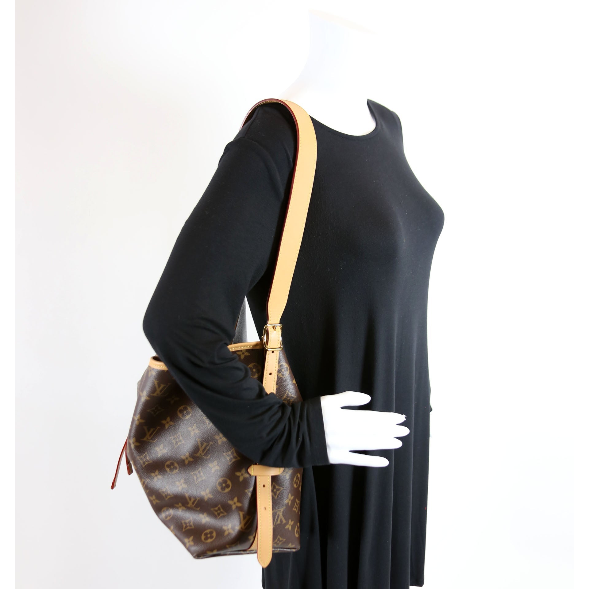 Carryall MM NM Monogram