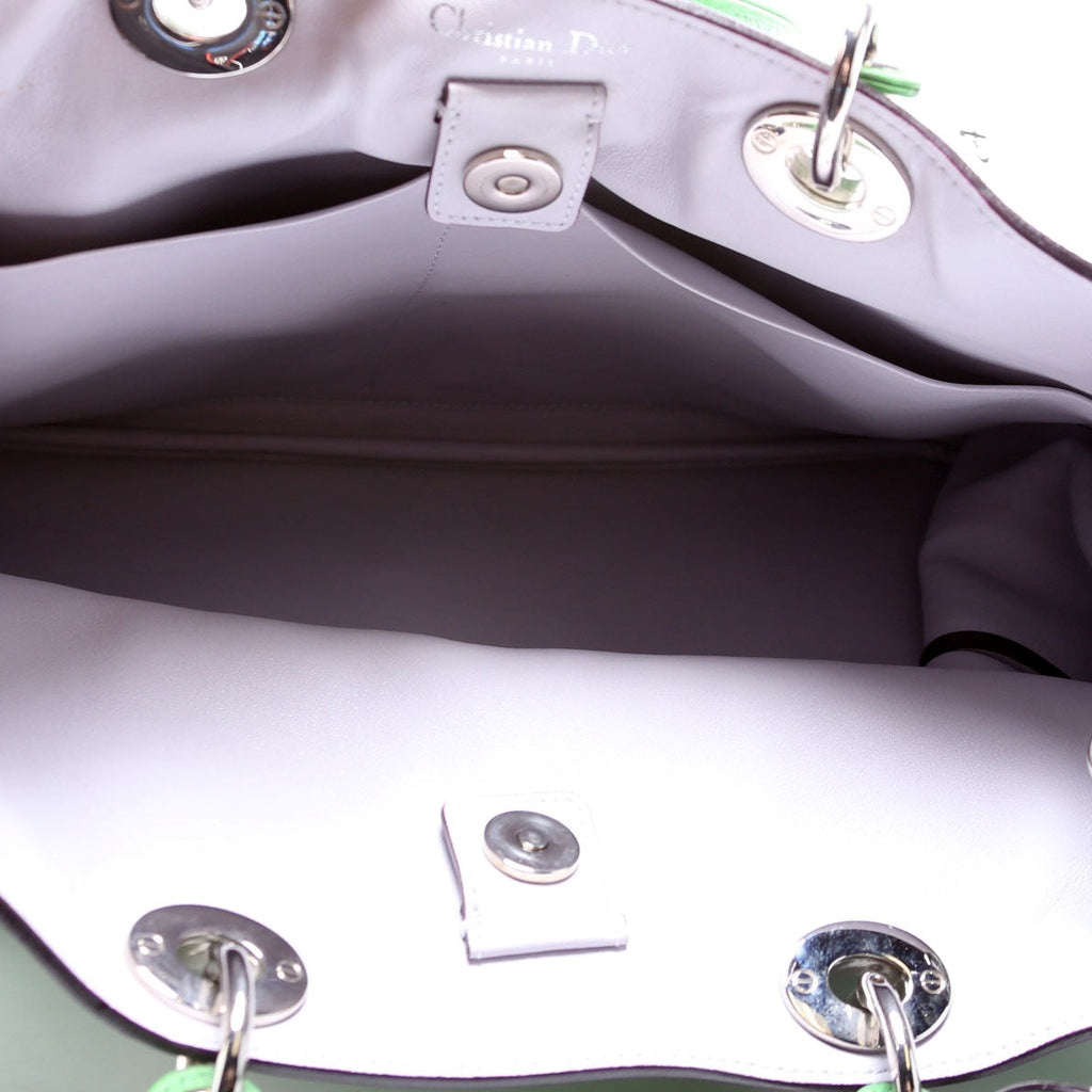 Diorissimo Medium Green