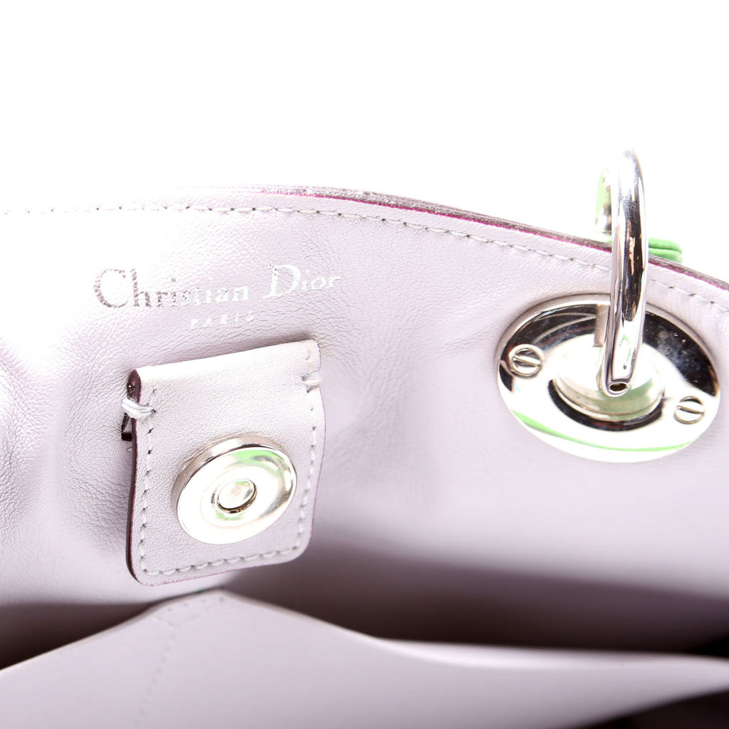 Diorissimo Medium Green