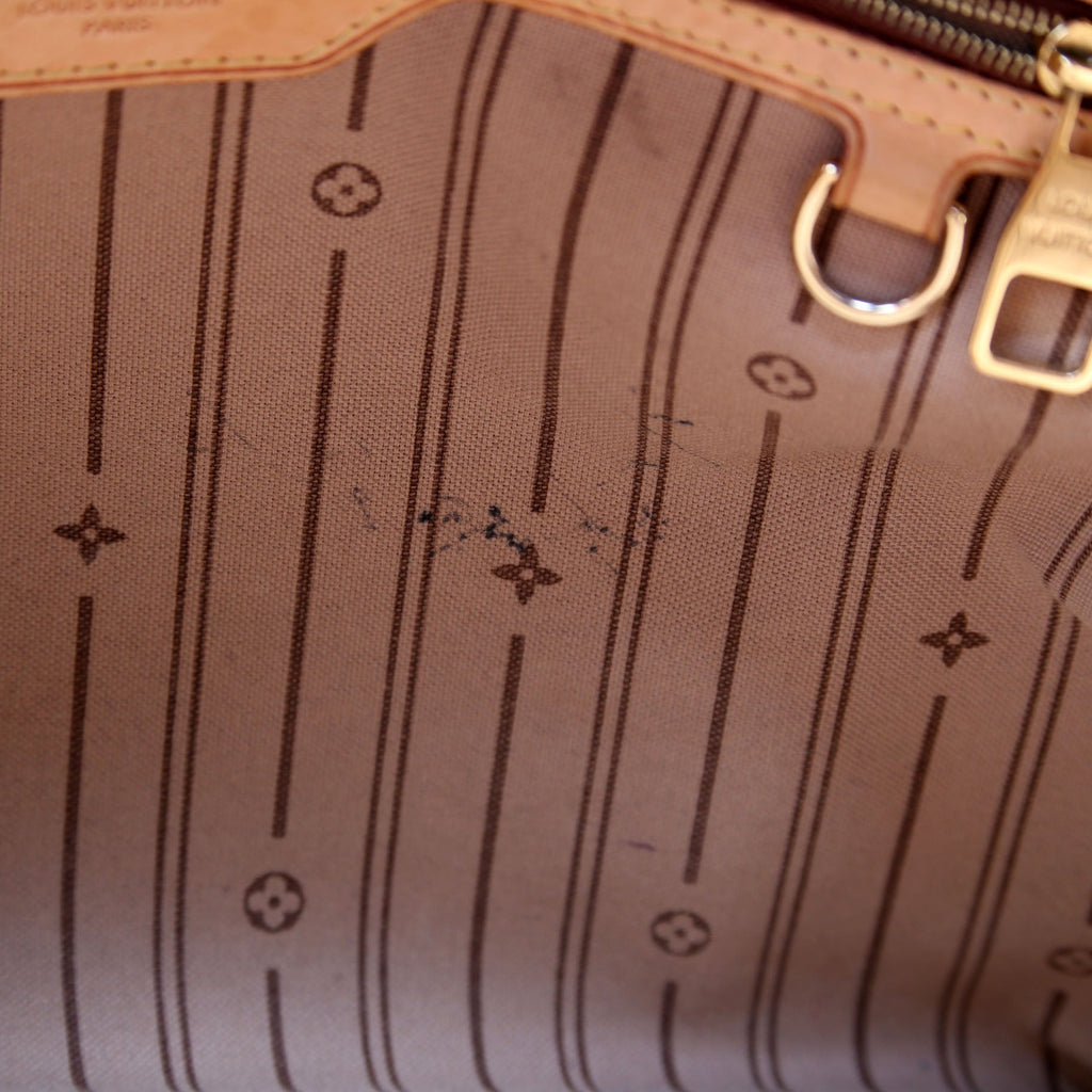 Delightful PM Monogram