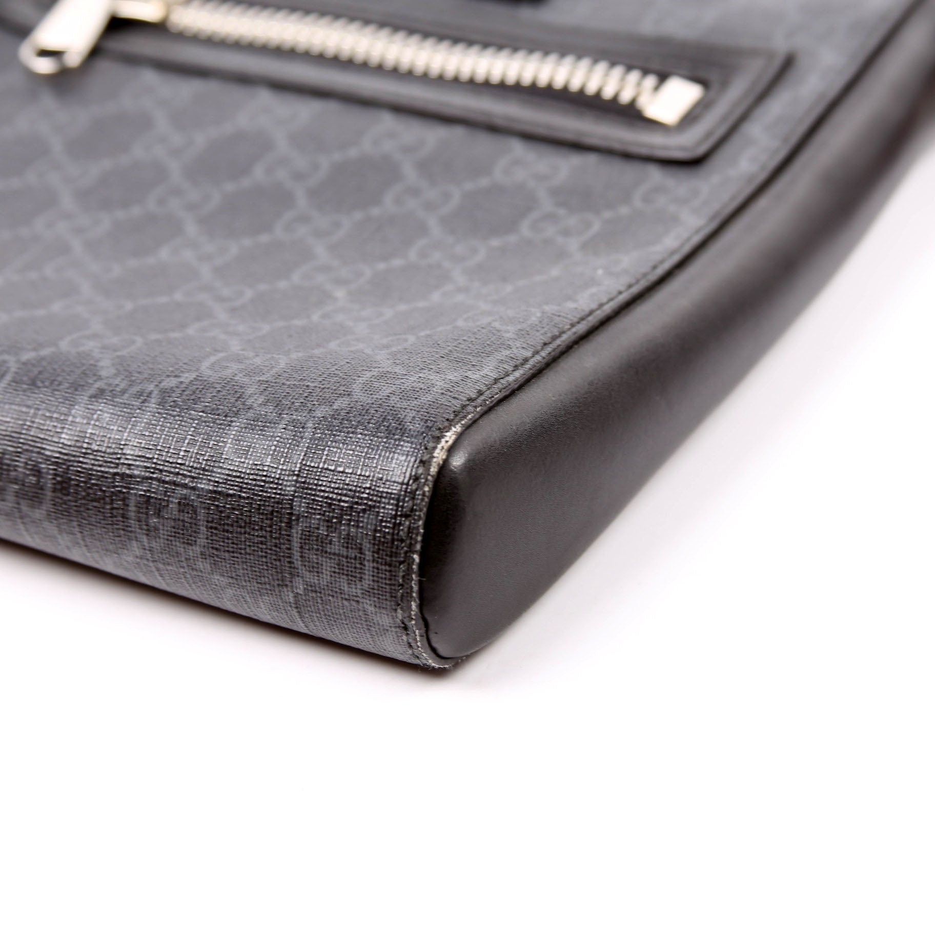 523599 Supreme Messenger Bag Black