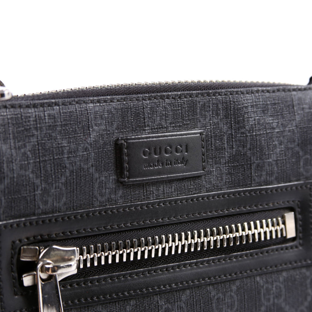 523599 Supreme Messenger Bag Black