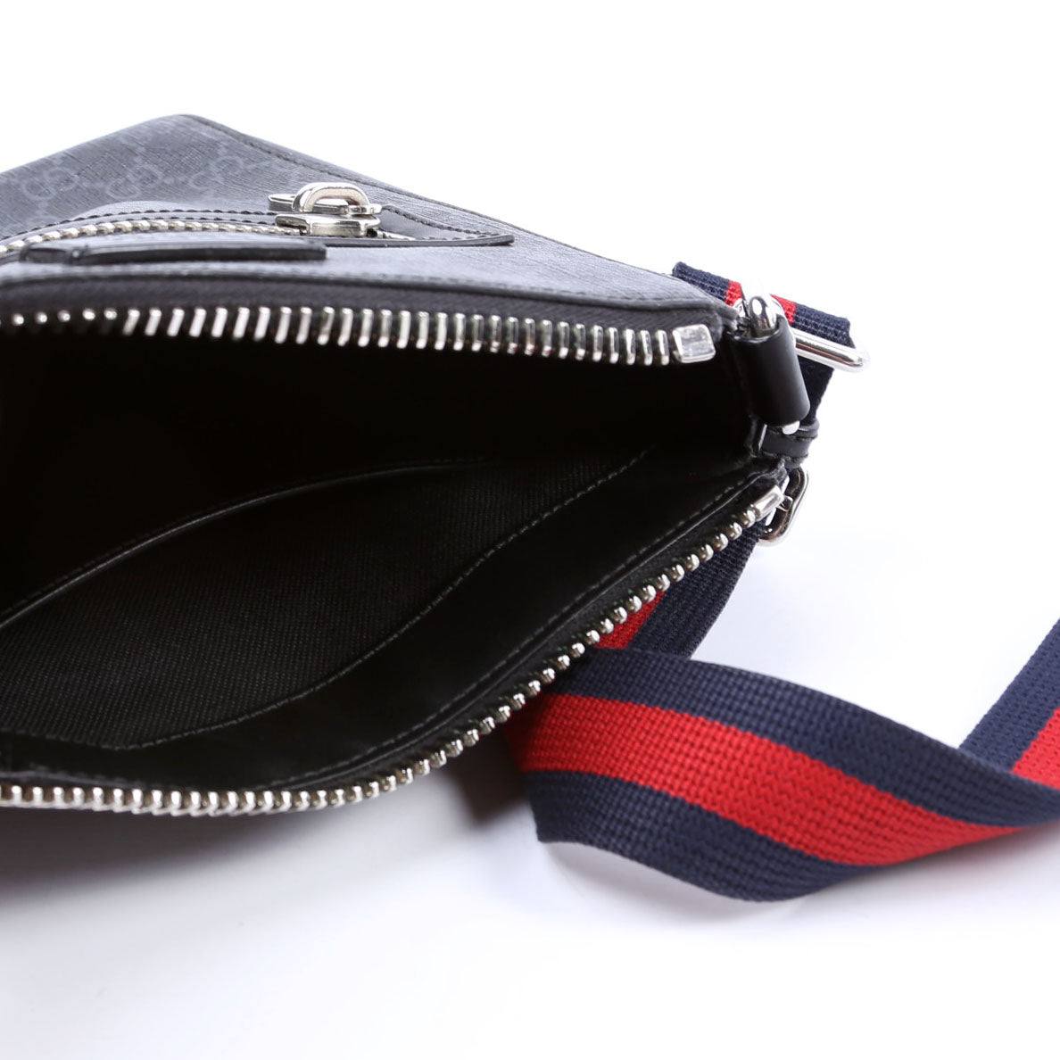 523599 Supreme Messenger Bag Black