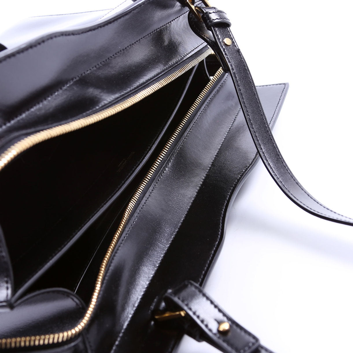 Uptown Satchel Medium 557653 Black