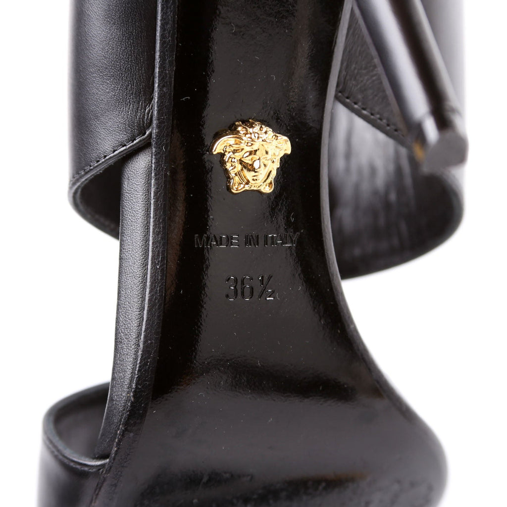 Virtus V Logo Mule Heels Size 36.5