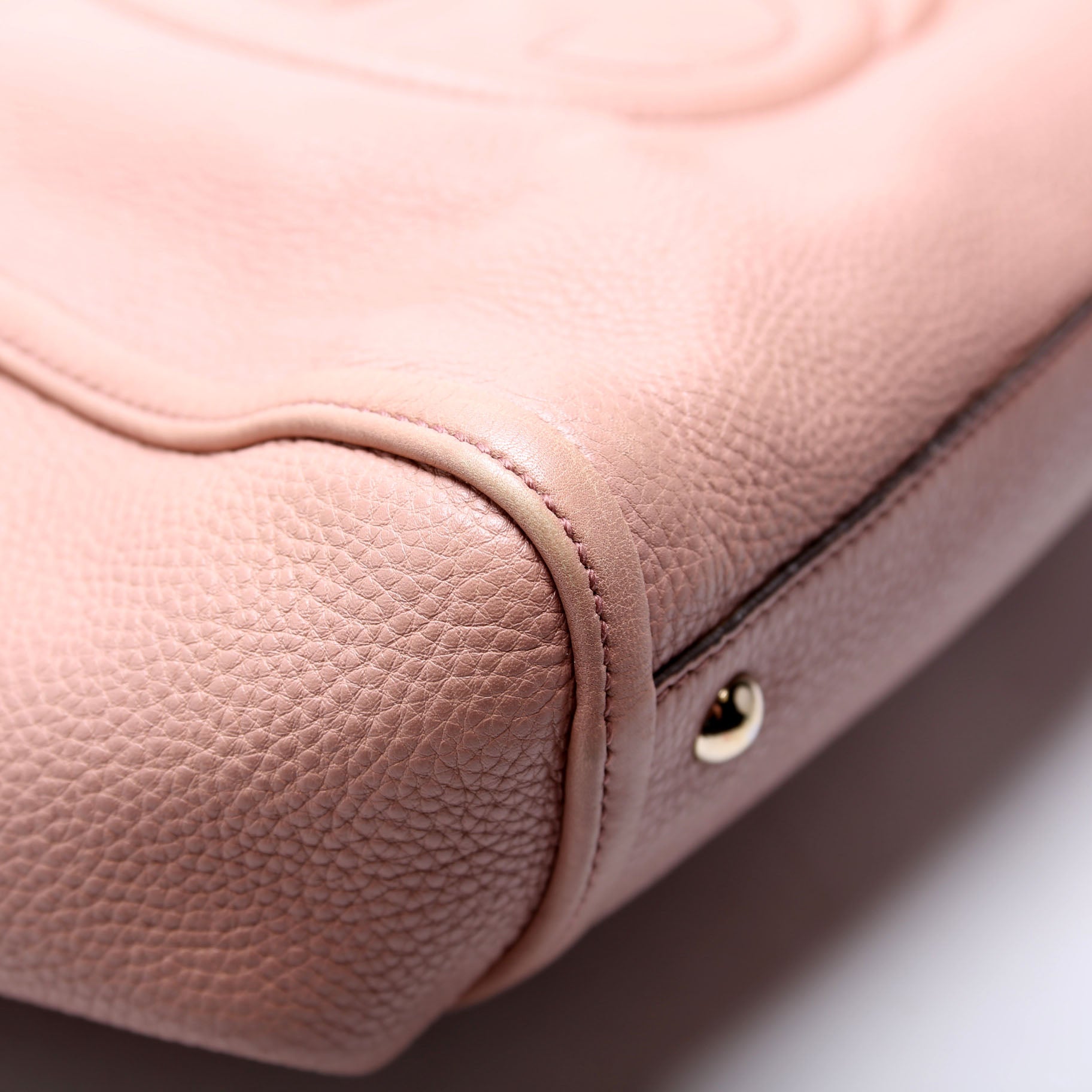 282309 Soho Leather Hobo Medium