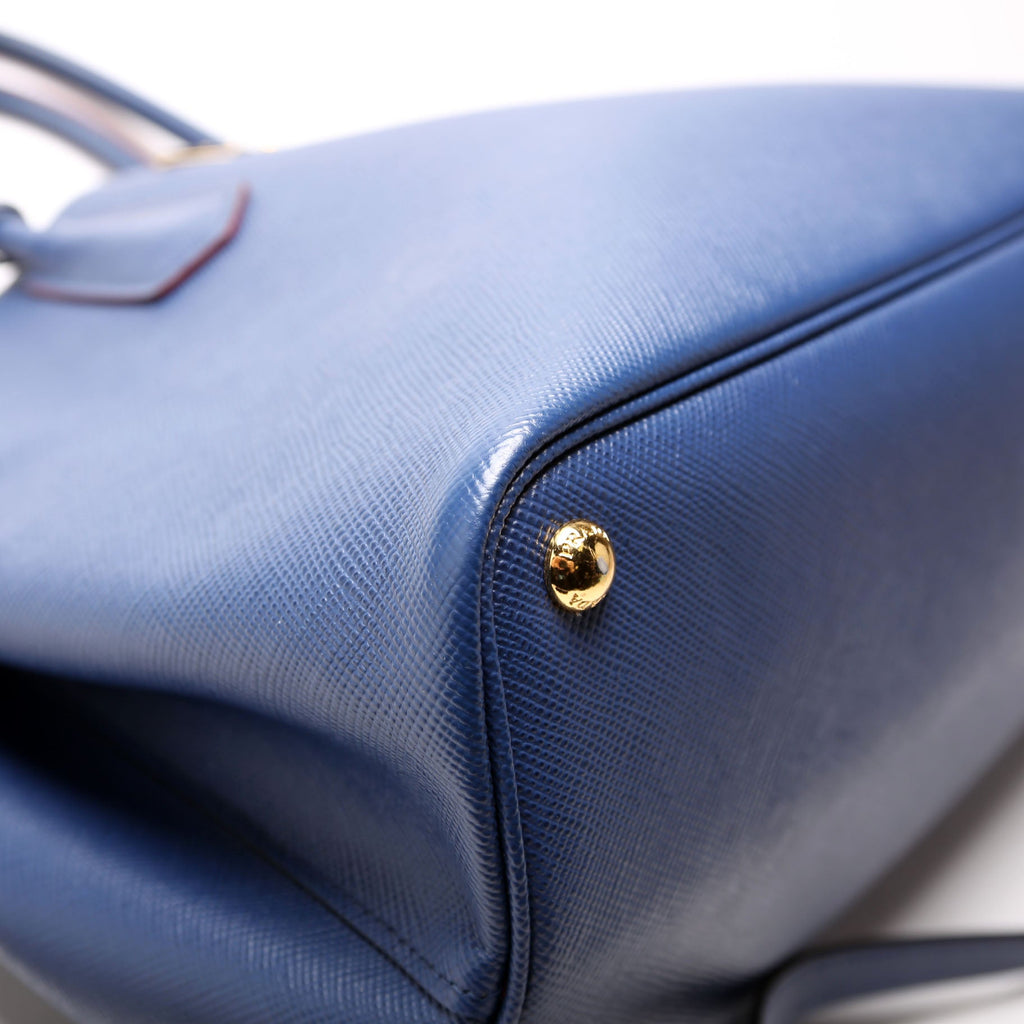 Saffiano Cuir Double Large Blue