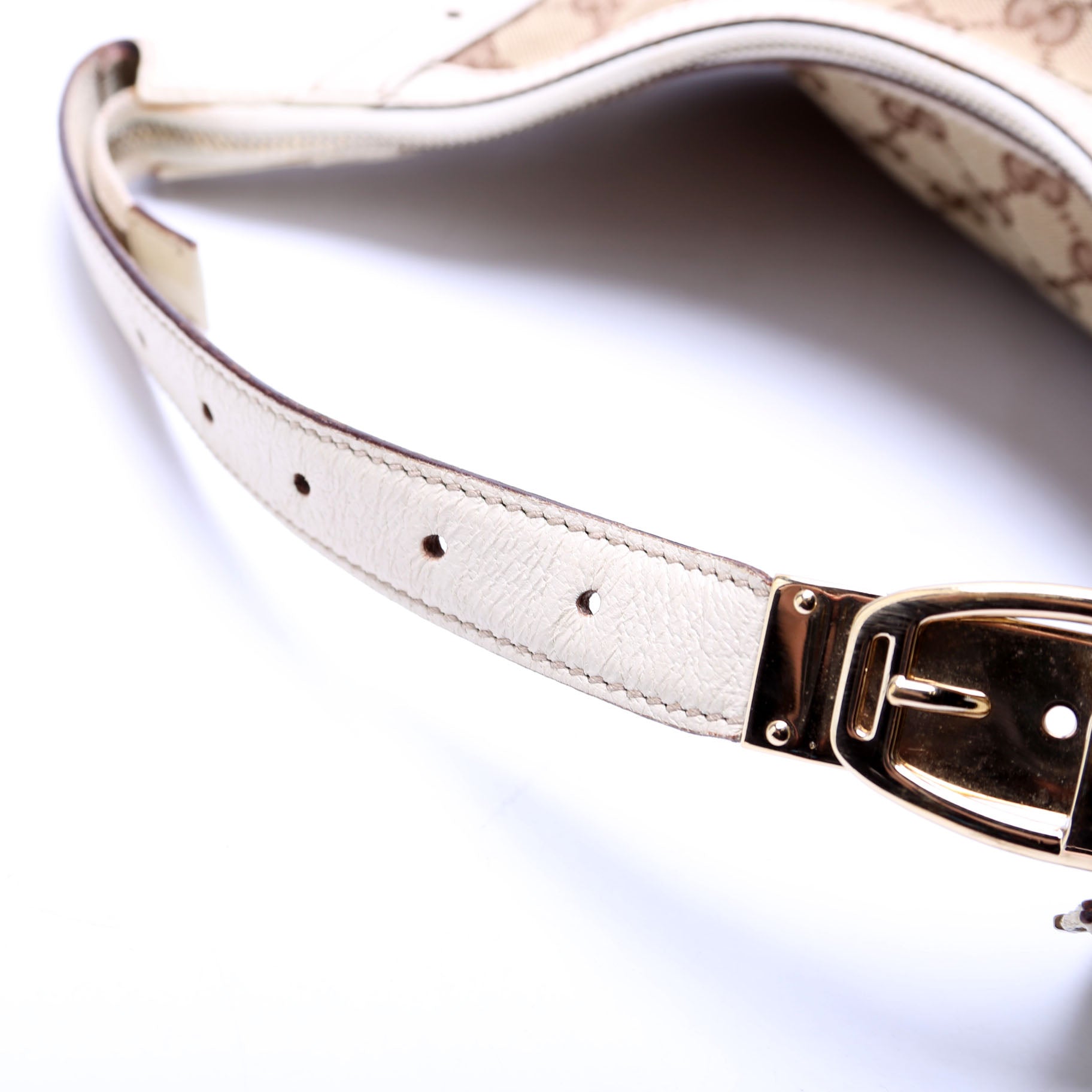 145764 GG Canvas Glam Hobo
