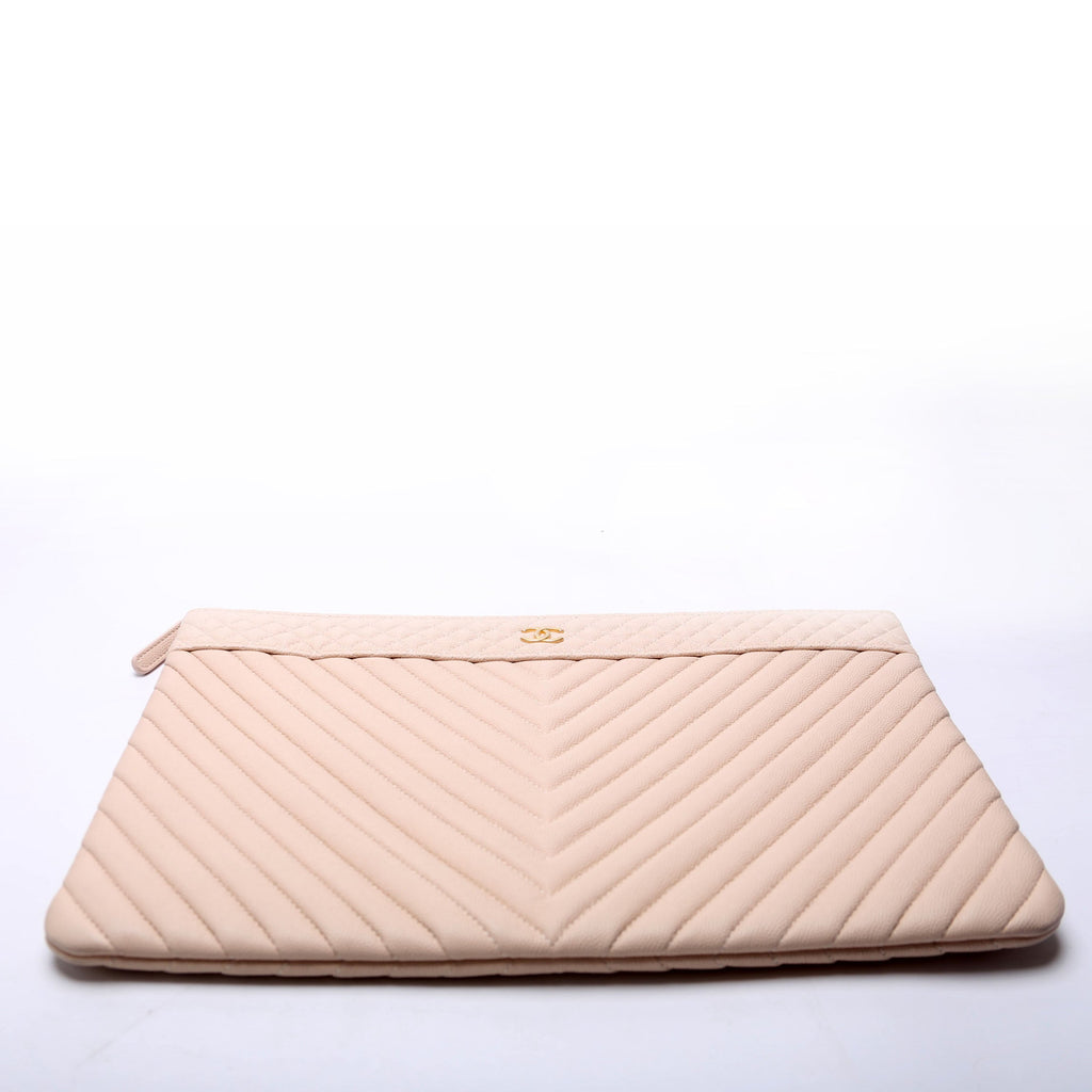 CC Cosmetic Case Quilted Large Caviar 24M