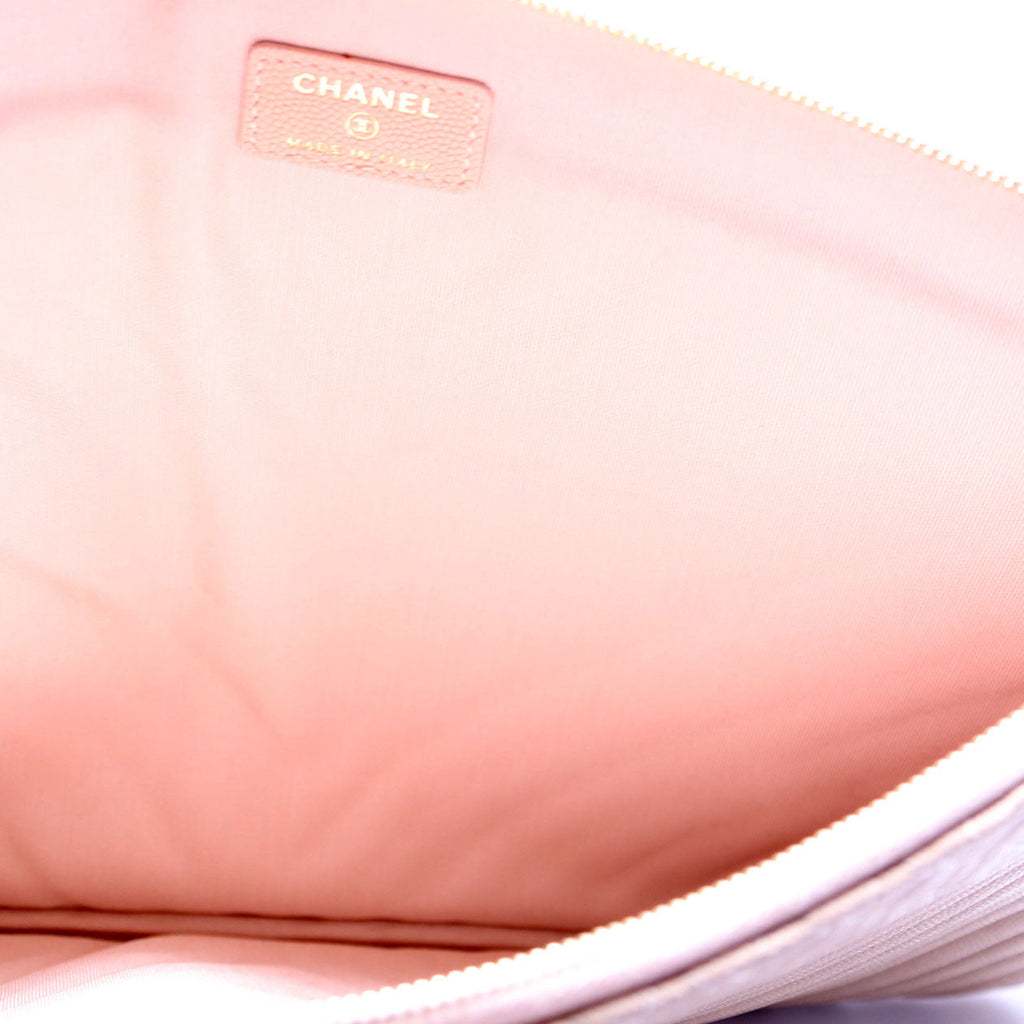 CC Cosmetic Case Quilted Large Caviar 24M