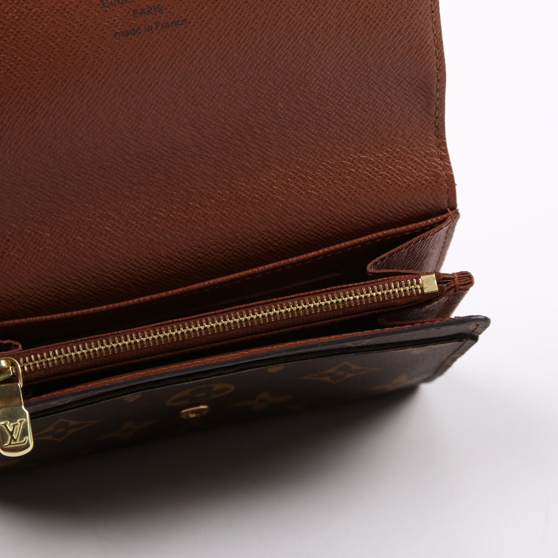 Sarah Compact Wallet Monogram