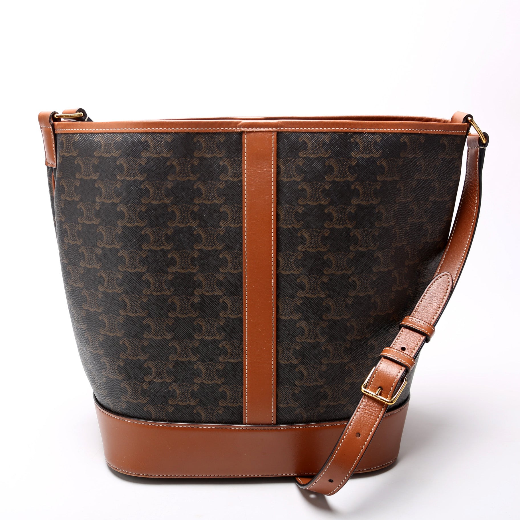 Triomphe Medium Bucket Bag