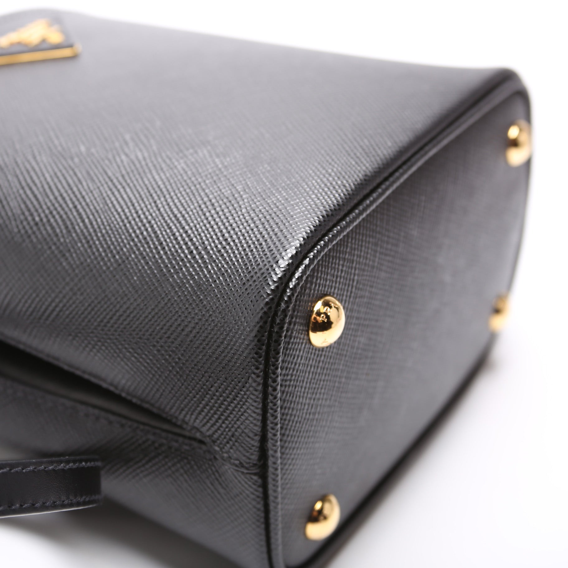 1BA217 Saffiano Cuir Small Panier Bag Black