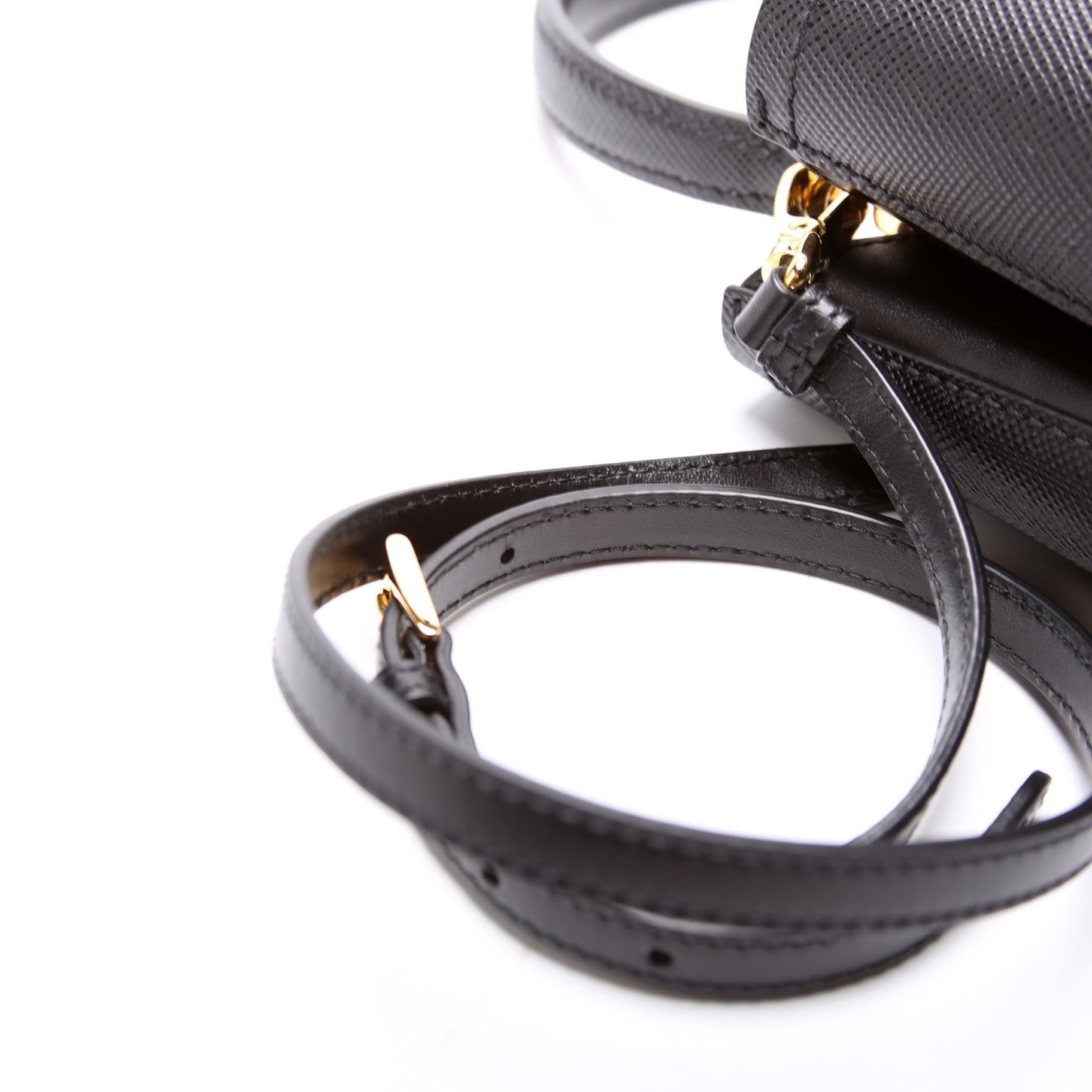 1BA217 Saffiano Cuir Small Panier Bag Black
