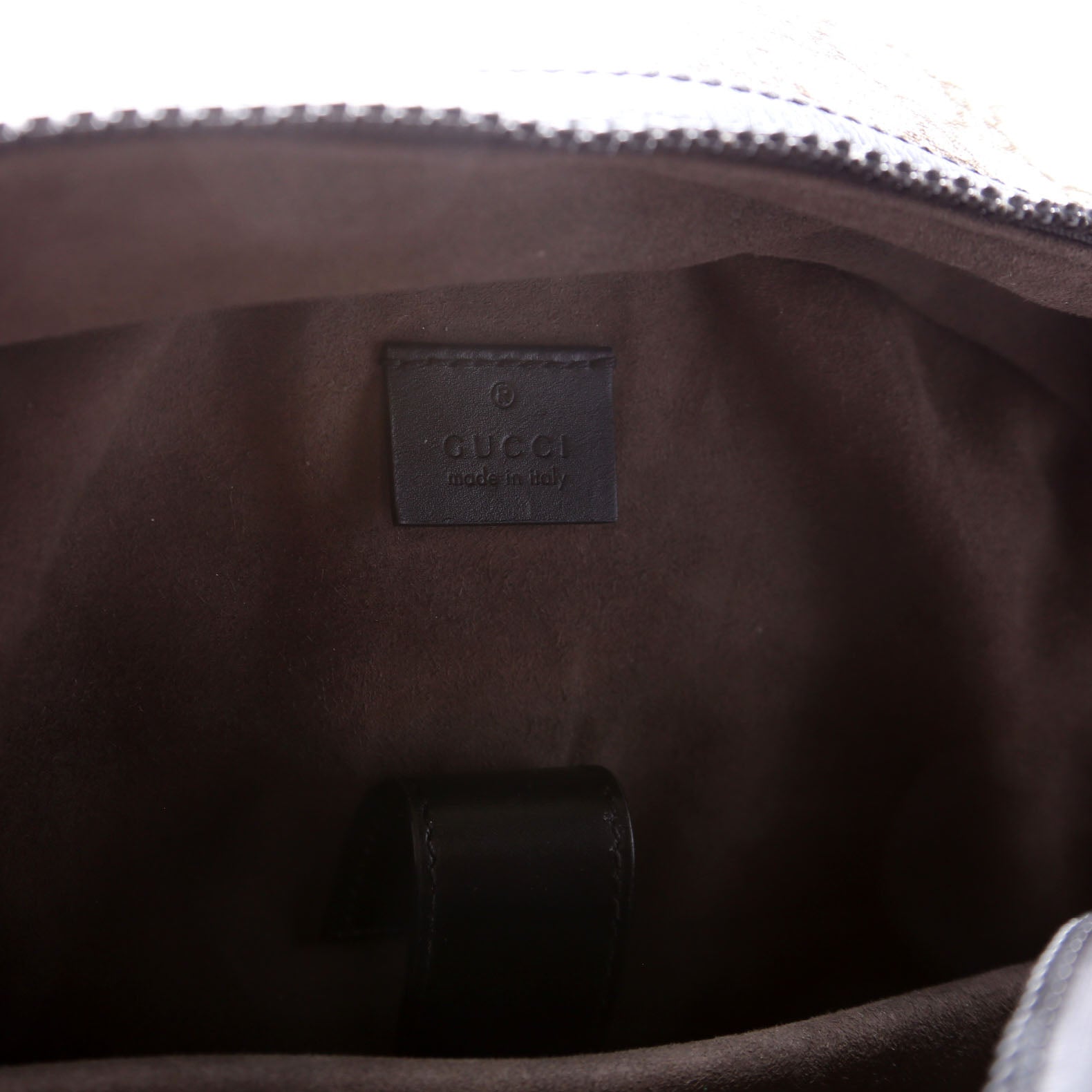 406370 GG Supreme Medium Backpack