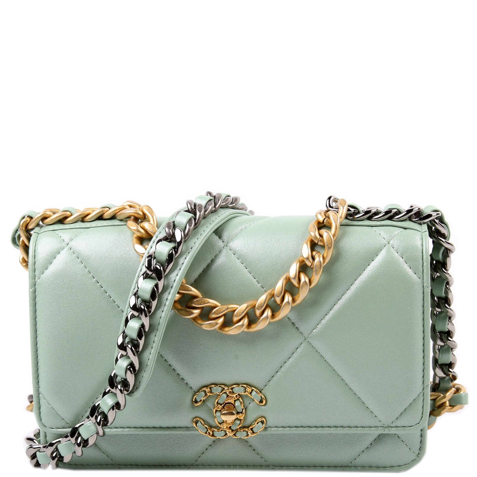 Chanel 19 WOC Quilted Lambksin RFID