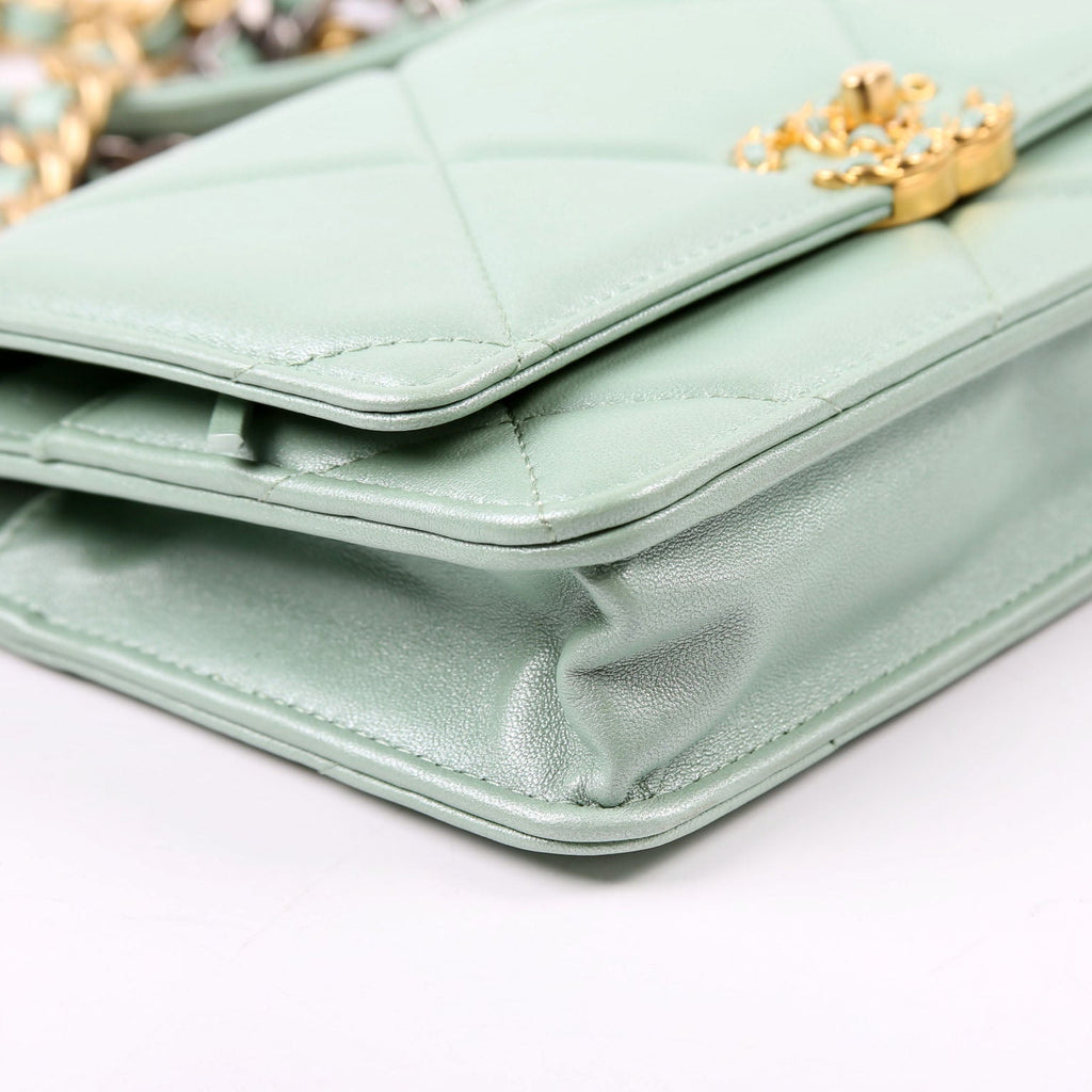 Chanel 19 WOC Quilted Lambksin RFID