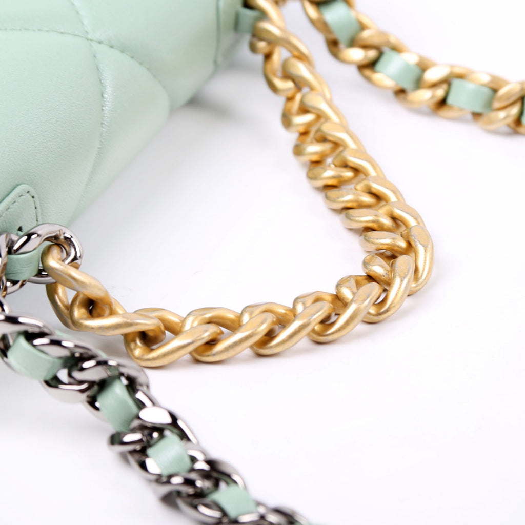 Chanel 19 WOC Quilted Lambksin RFID