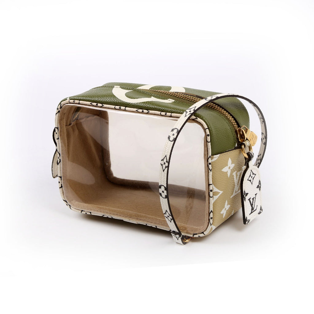 Beach Pouch Giant Monogram Kaki
