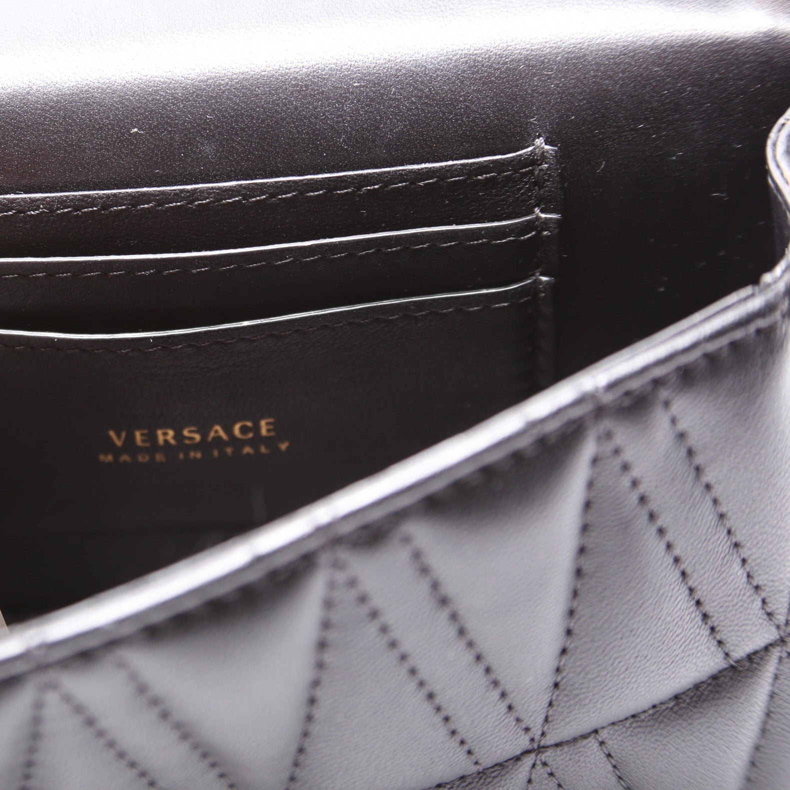 Virtus Quilted Leather Chain Bag Black