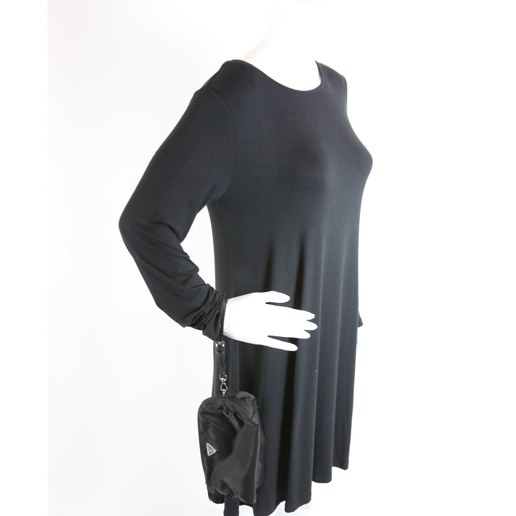 1NS693 Re-Nylon Pouch Black