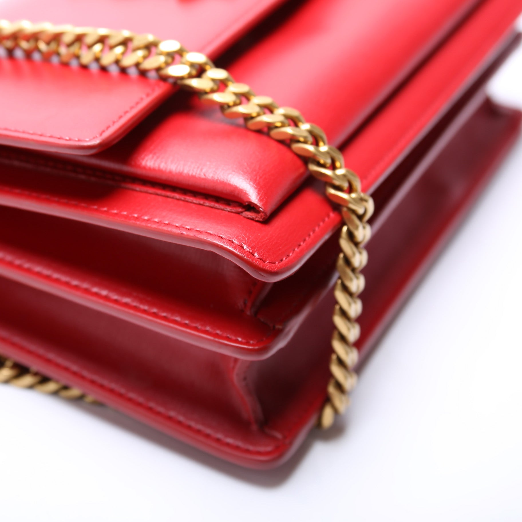 Sunset Medium Smooth Leather 442906 Red