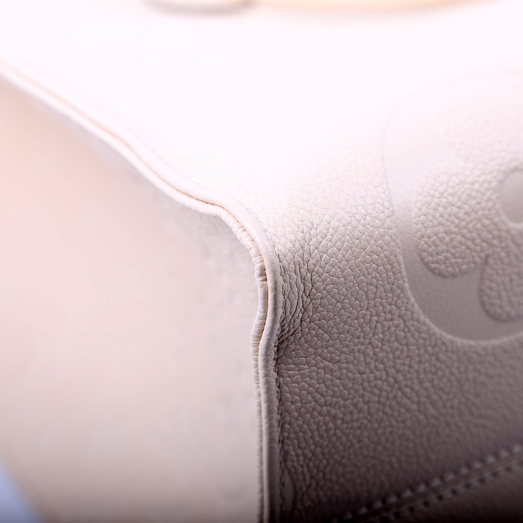 ONTHEGO GM Empreinte White