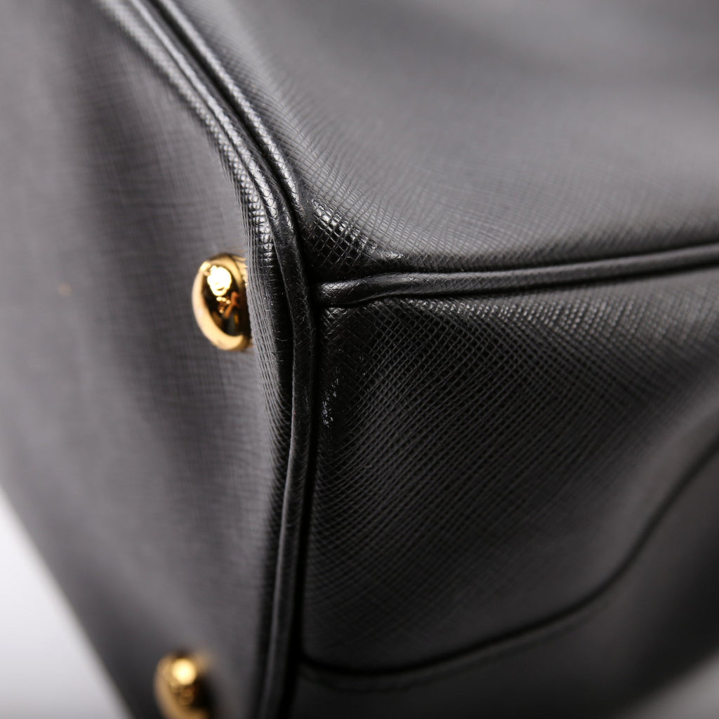 Saffiano Lux Tote Medium Black