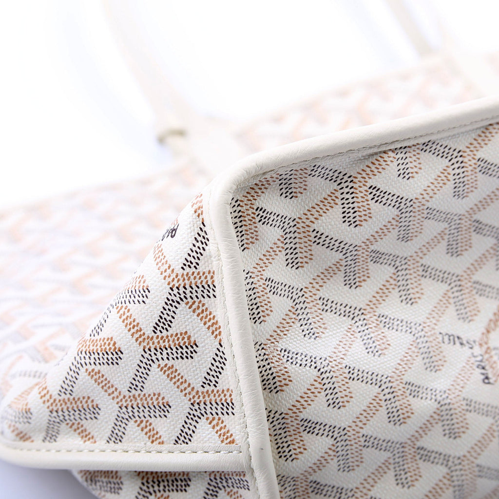Anjou PM Seahorse Embroidered Canvas/Calfskin Cream