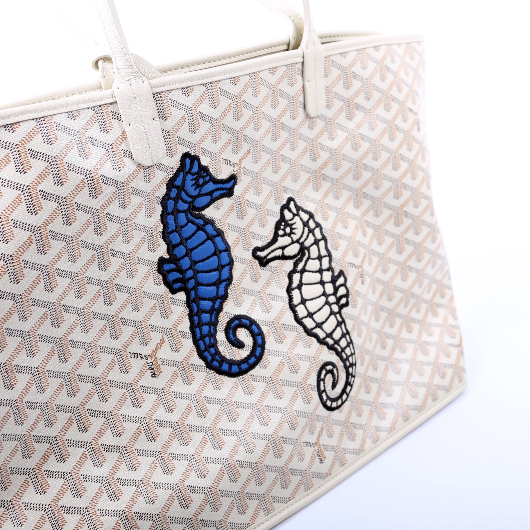 Anjou PM Seahorse Embroidered Canvas/Calfskin Cream