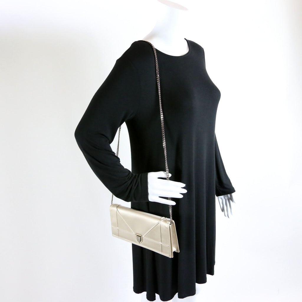 Diorama Wallet On Chain Satin Champagne