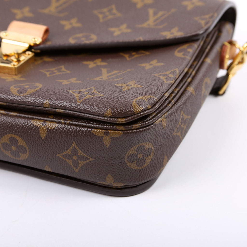 Pochette Metis Monogram