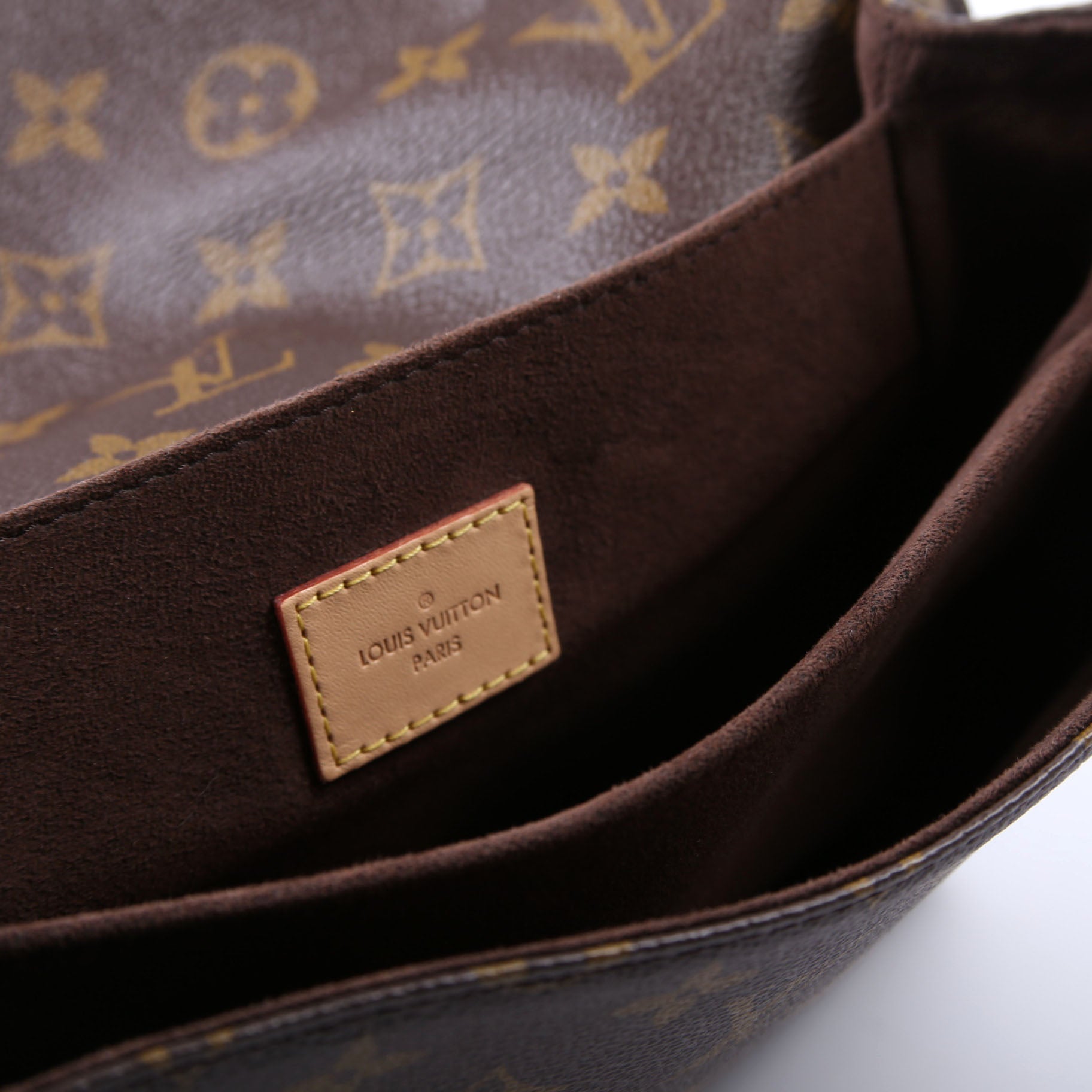 Pochette Metis Monogram