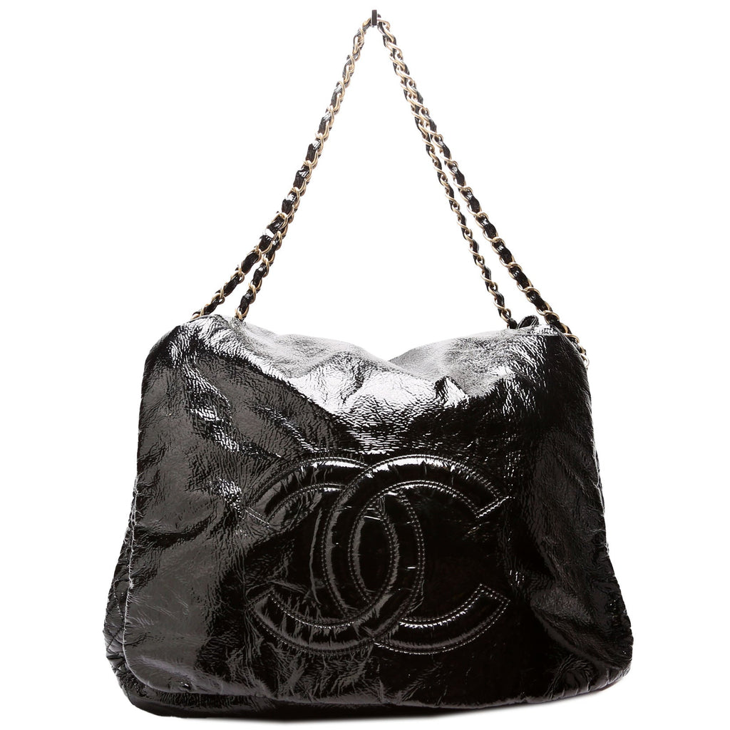 Rock & Chain Flap Accordion Bag Crinkled Patent 11M Black