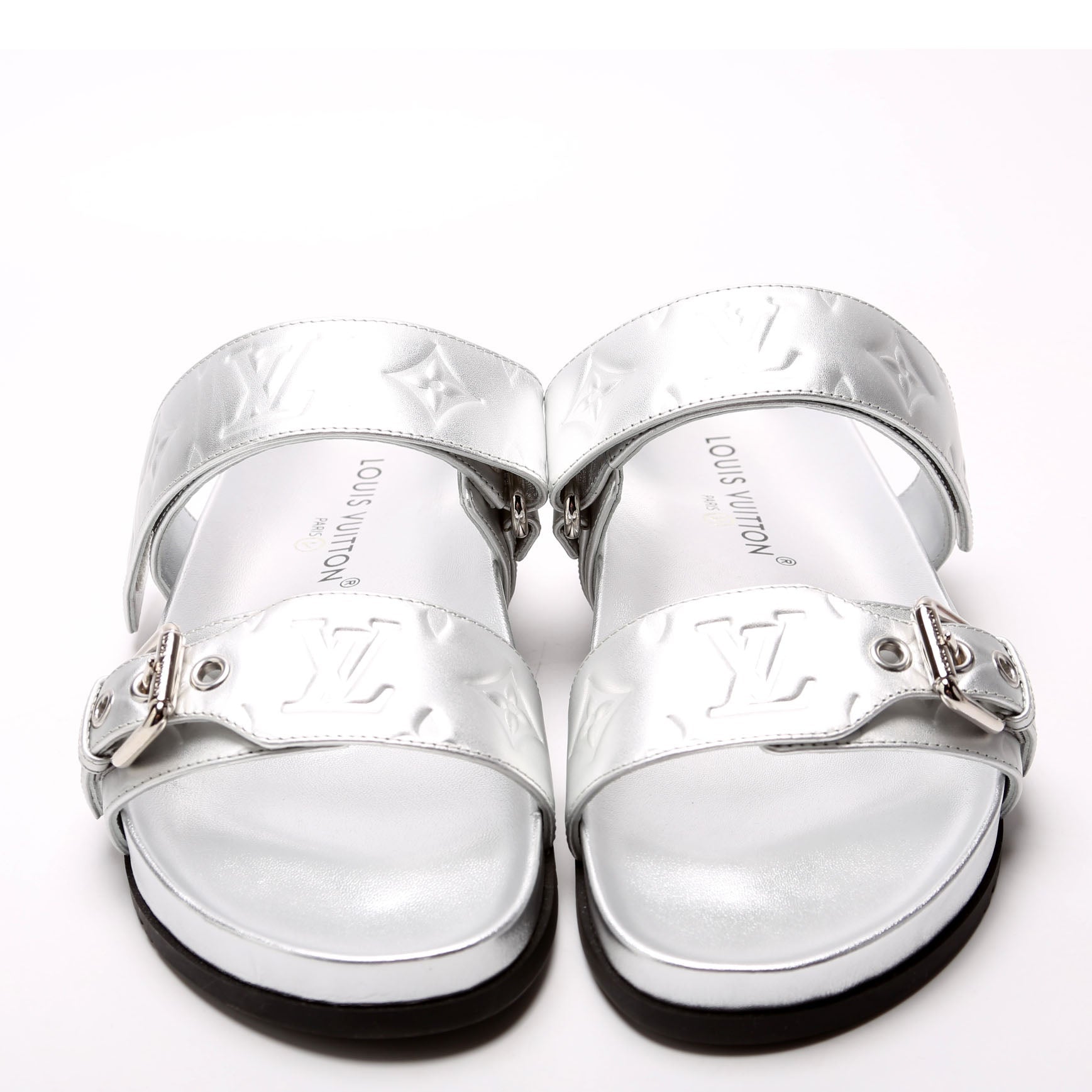 Bom Dia Metallic Leather Sandals Size 39 Silver