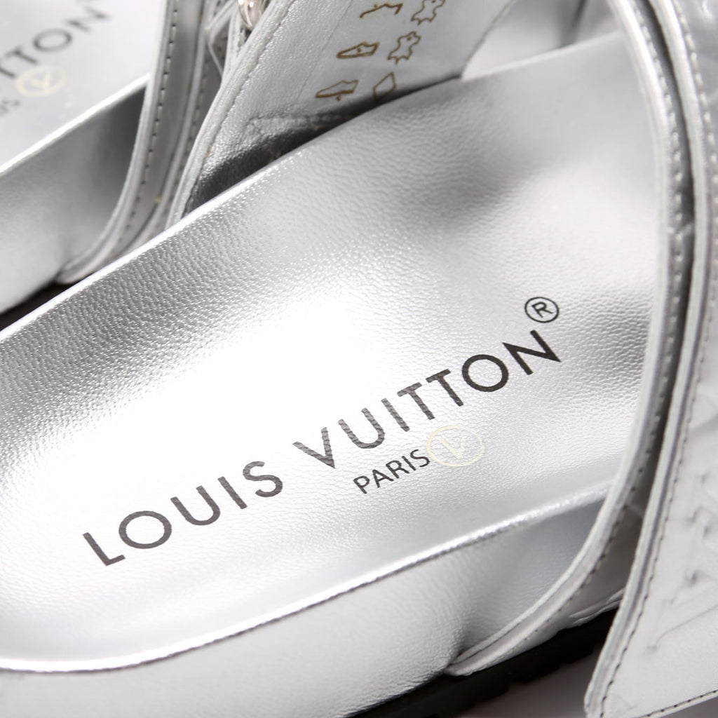 Bom Dia Metallic Leather Sandals Size 39 Silver