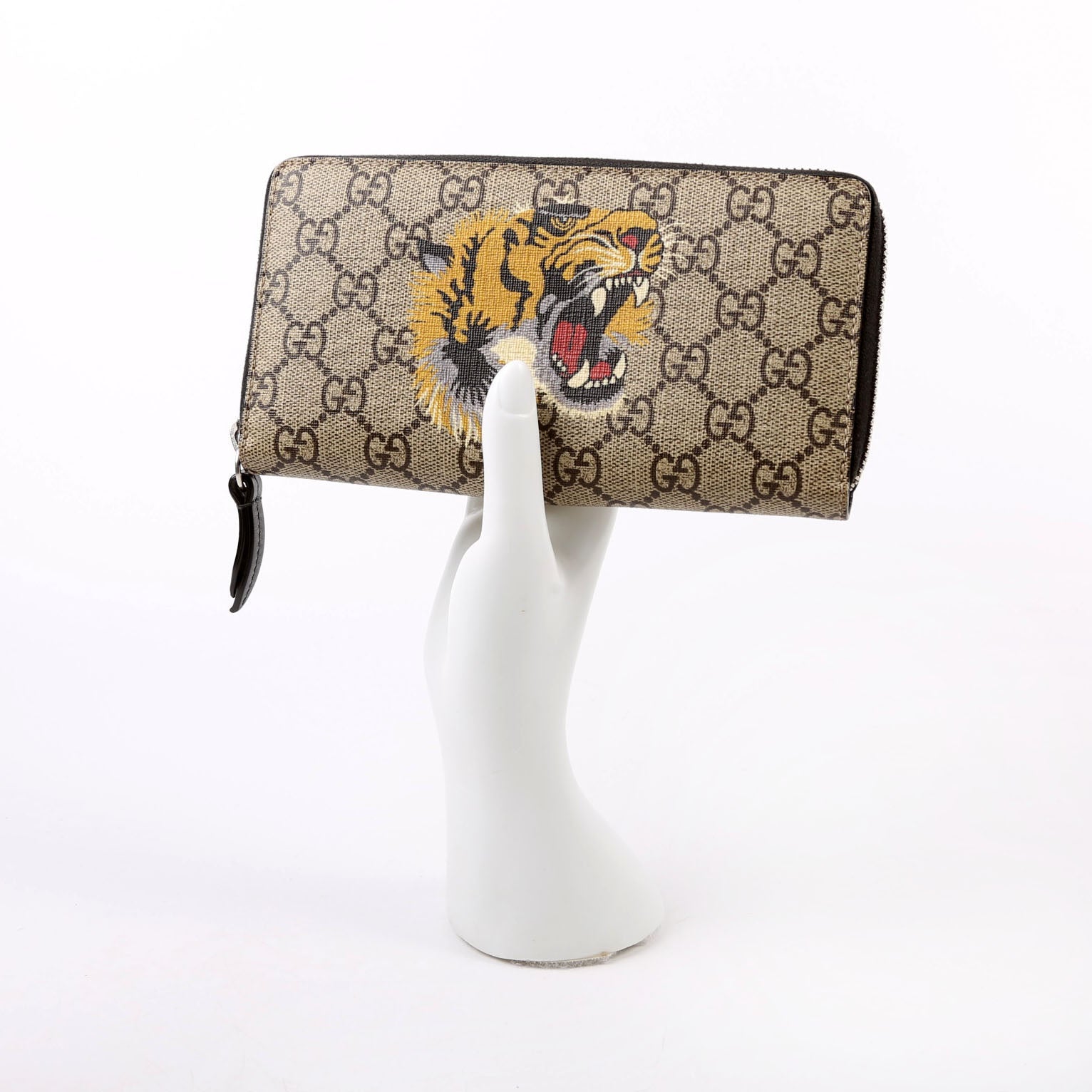 451273 GG Supreme Tiger Zip Around Wallet Beige/Multicolor
