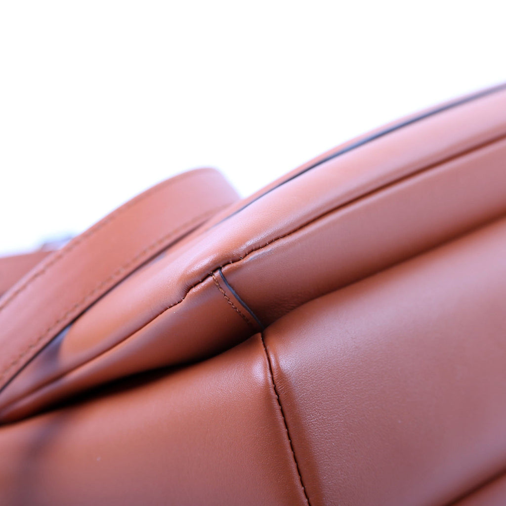 Mode Travia Small Spanish Leather Shoulder Bag Orange