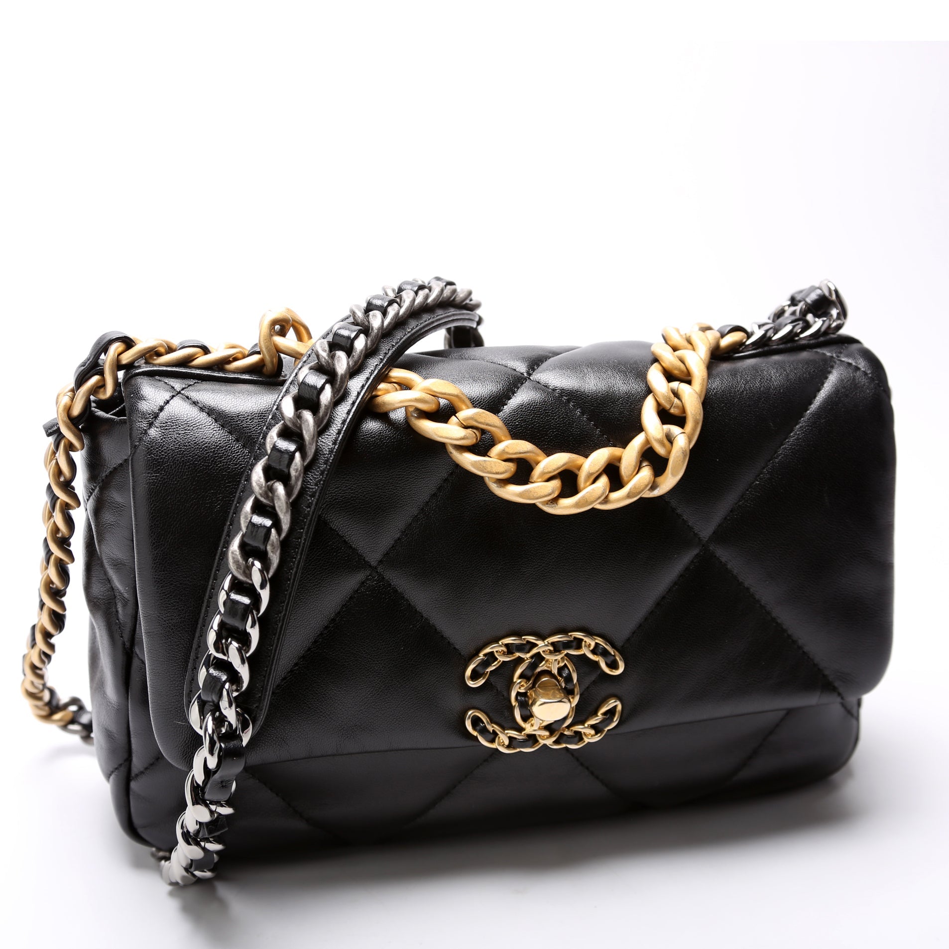 Quilted Goatskin 19 Medium Flap RFID Black