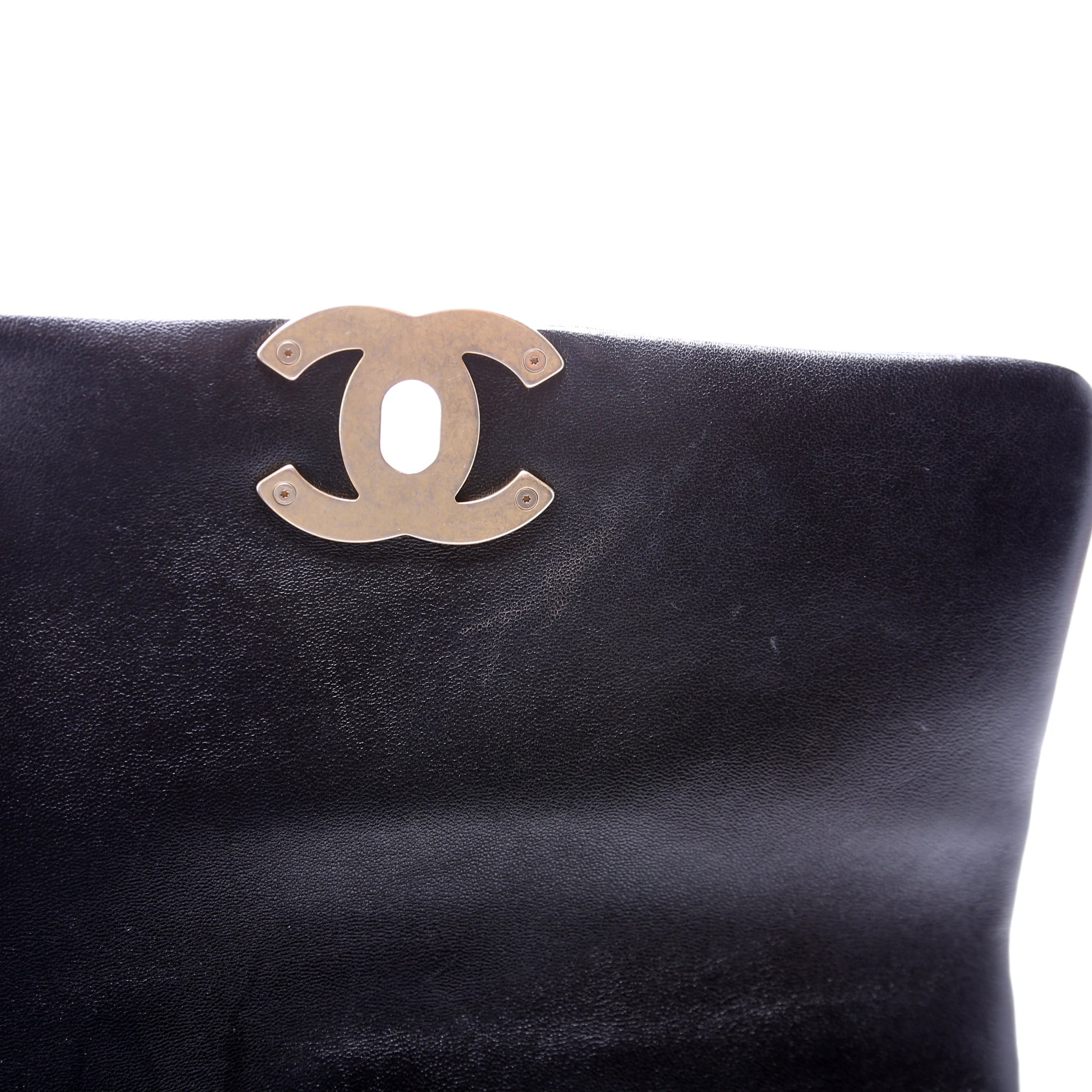 Quilted Goatskin 19 Medium Flap RFID Black