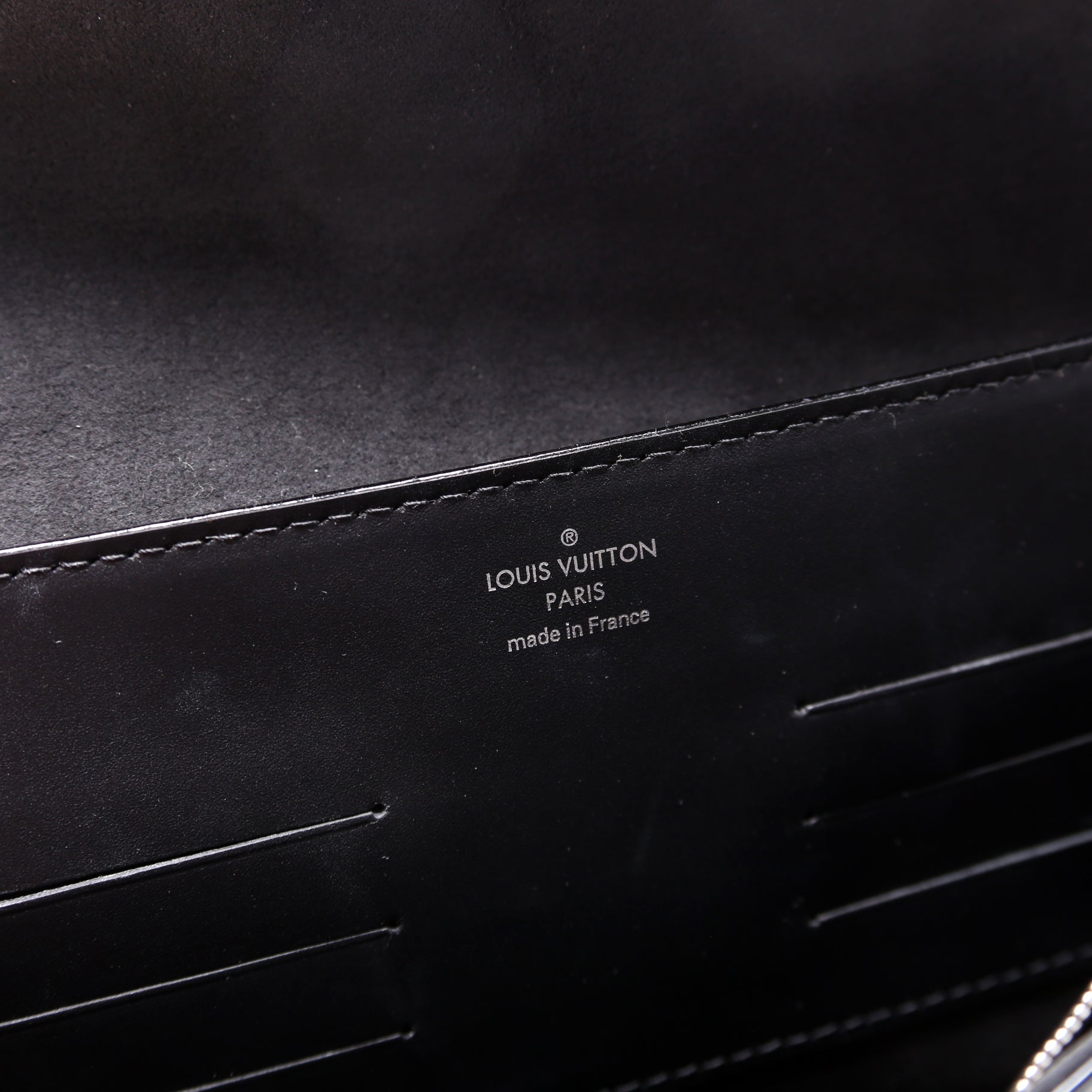 Lena Chain Pochette Epi Electric Black