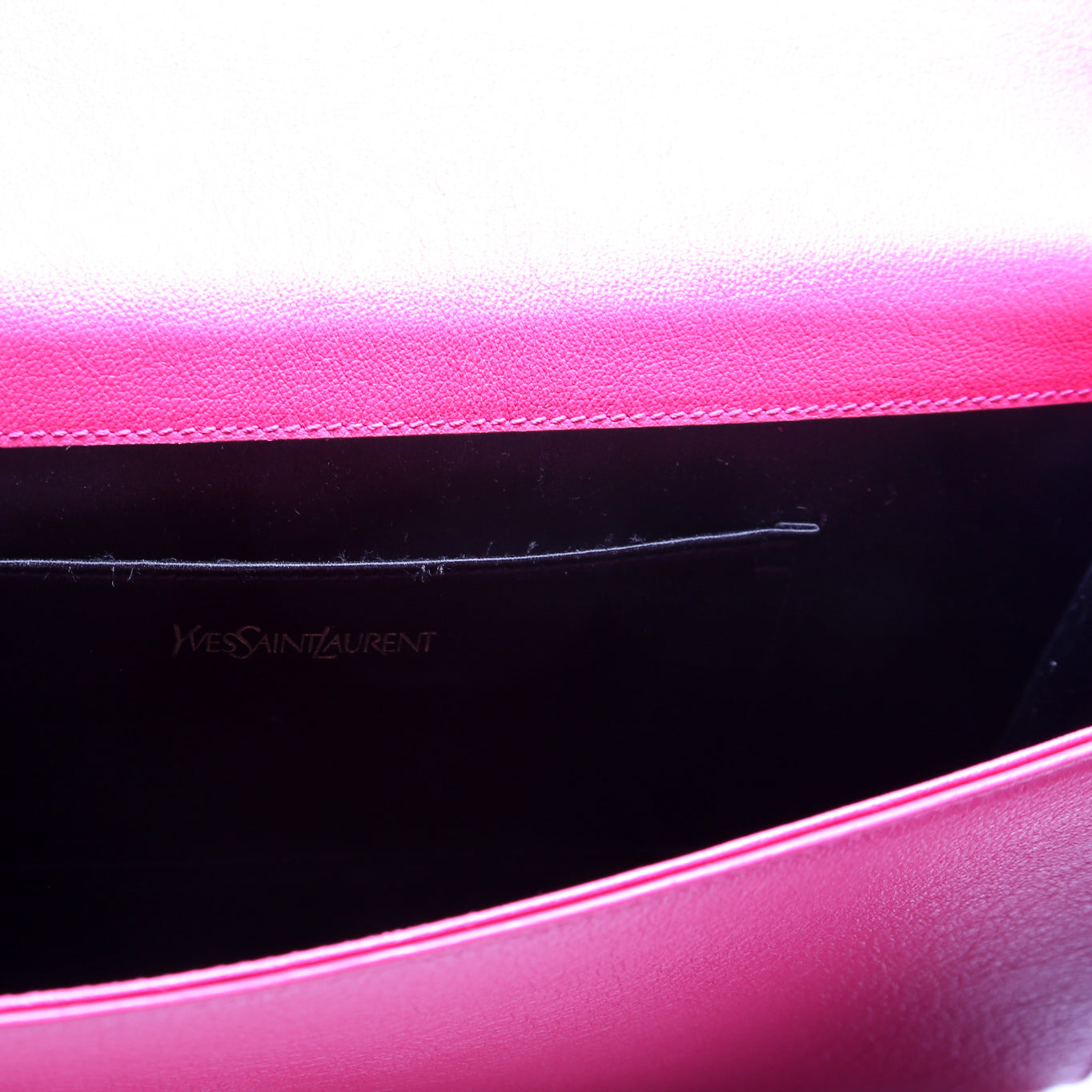 361120 Belle De Jour Clutch Leather Pink